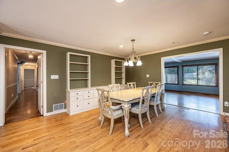 10 Riverview Circle Property Photo 8