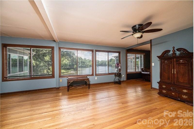 10 Riverview Circle Property Photo 16