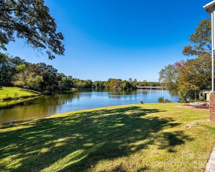 10 Riverview Circle Property Photo 46