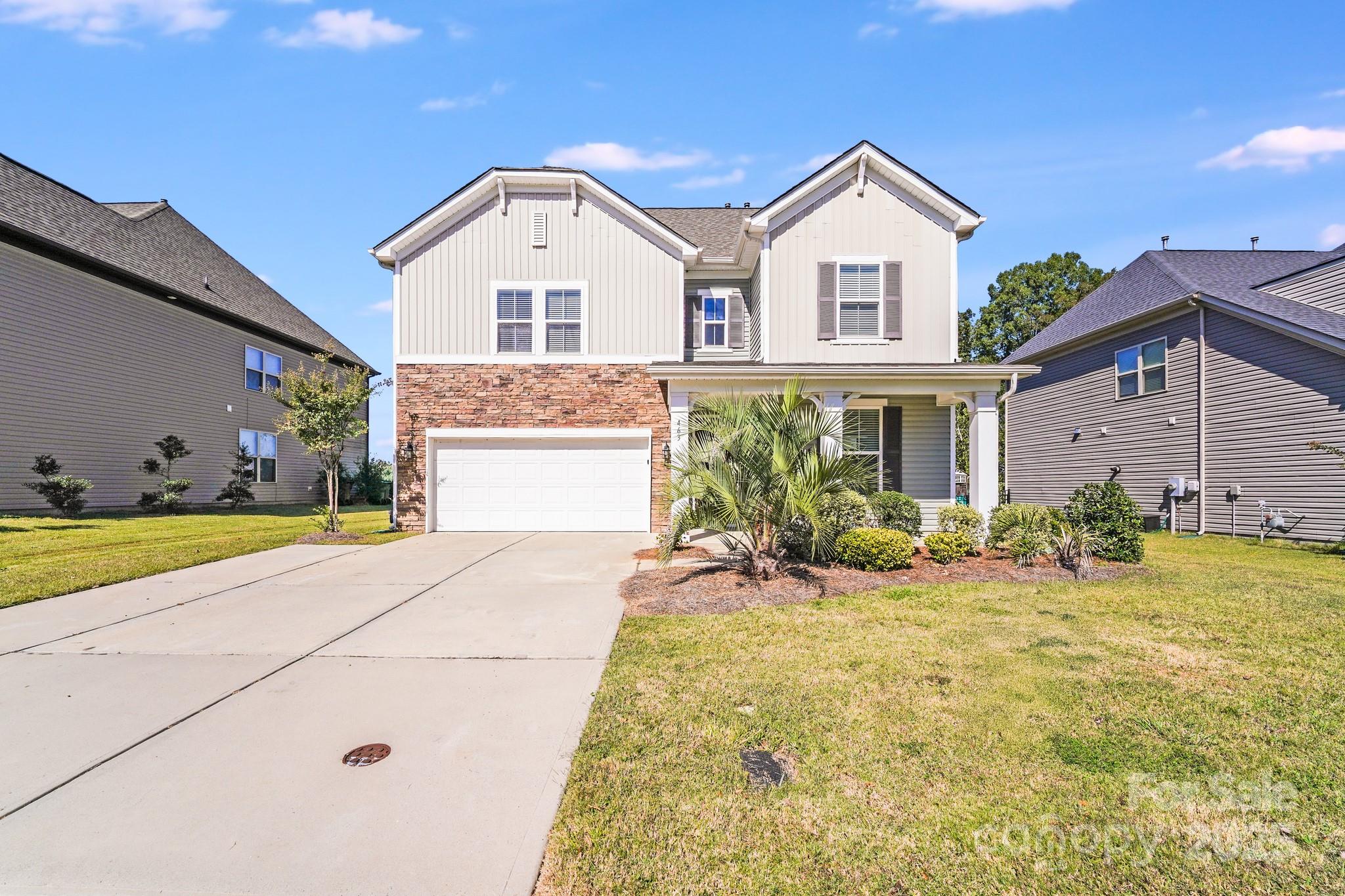 463 Hunton Forest Drive Property Photo 1