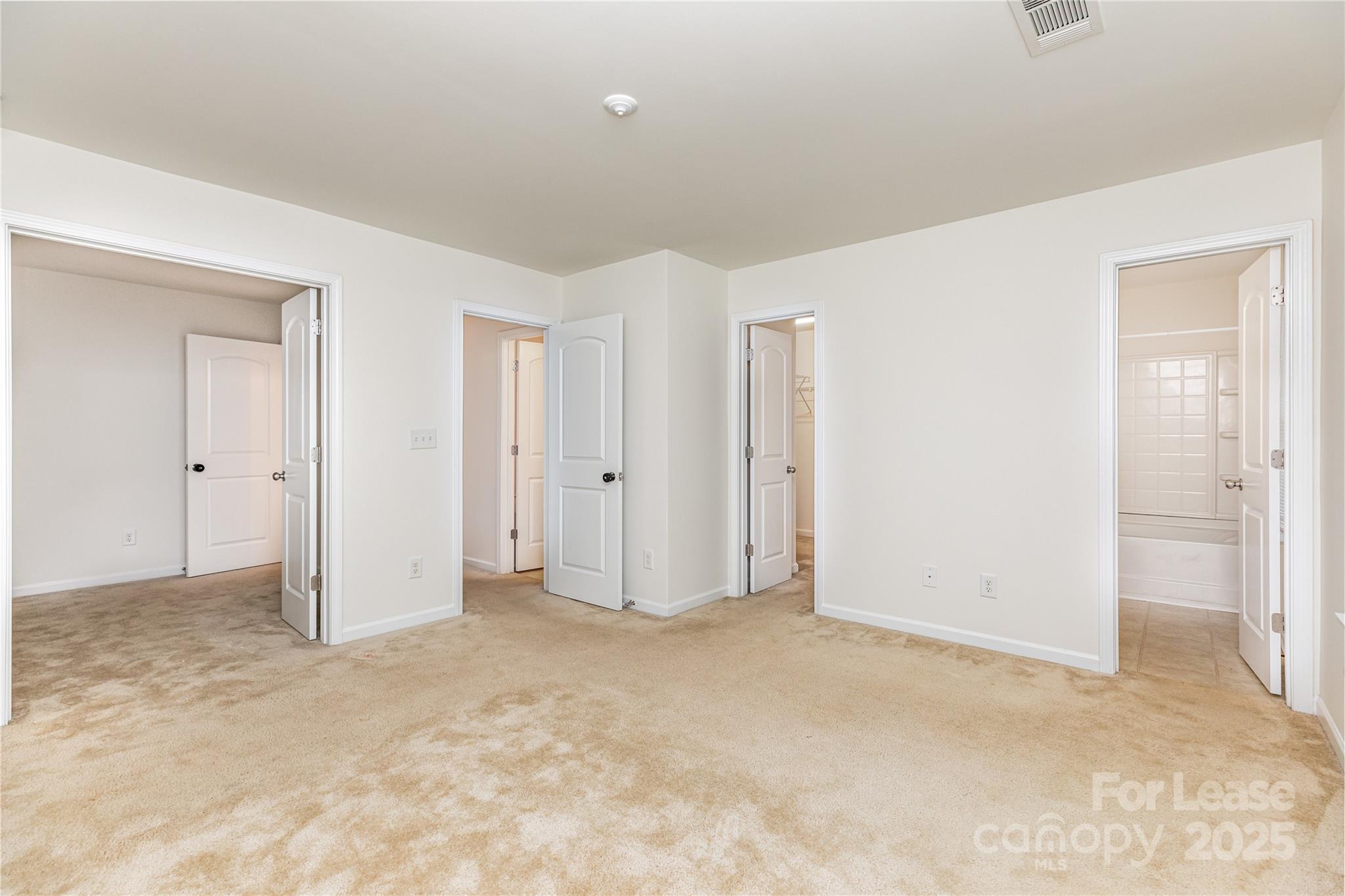 205 Limerick Road D Property Photo 17