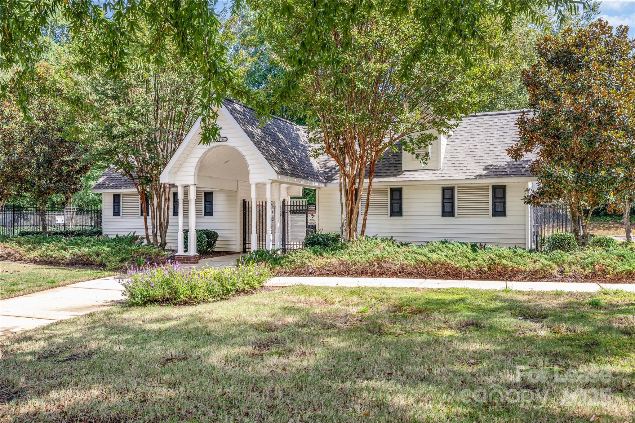 205 Limerick Road D Property Photo 25