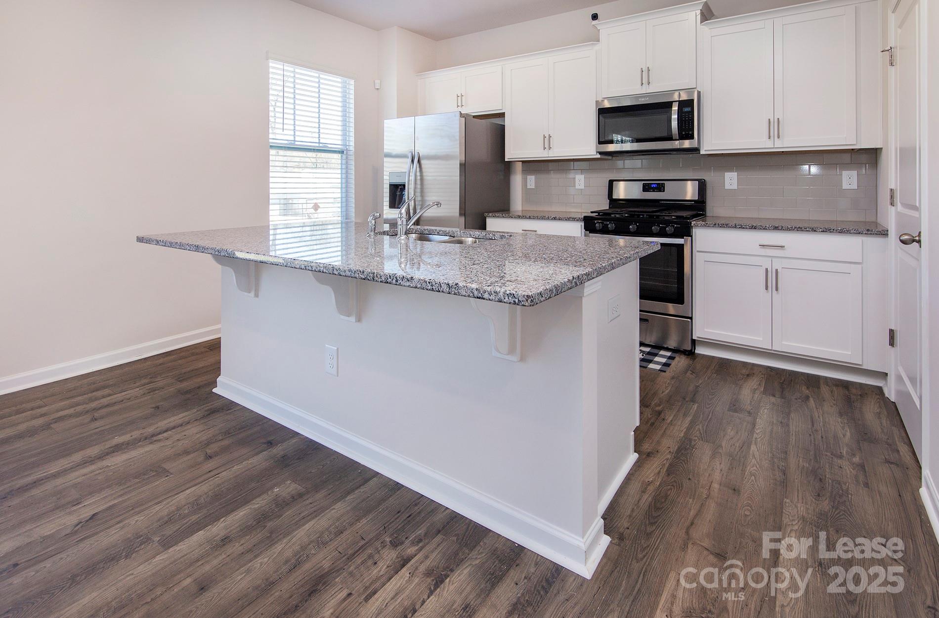 11105 Austin Estates Drive Property Photo 5