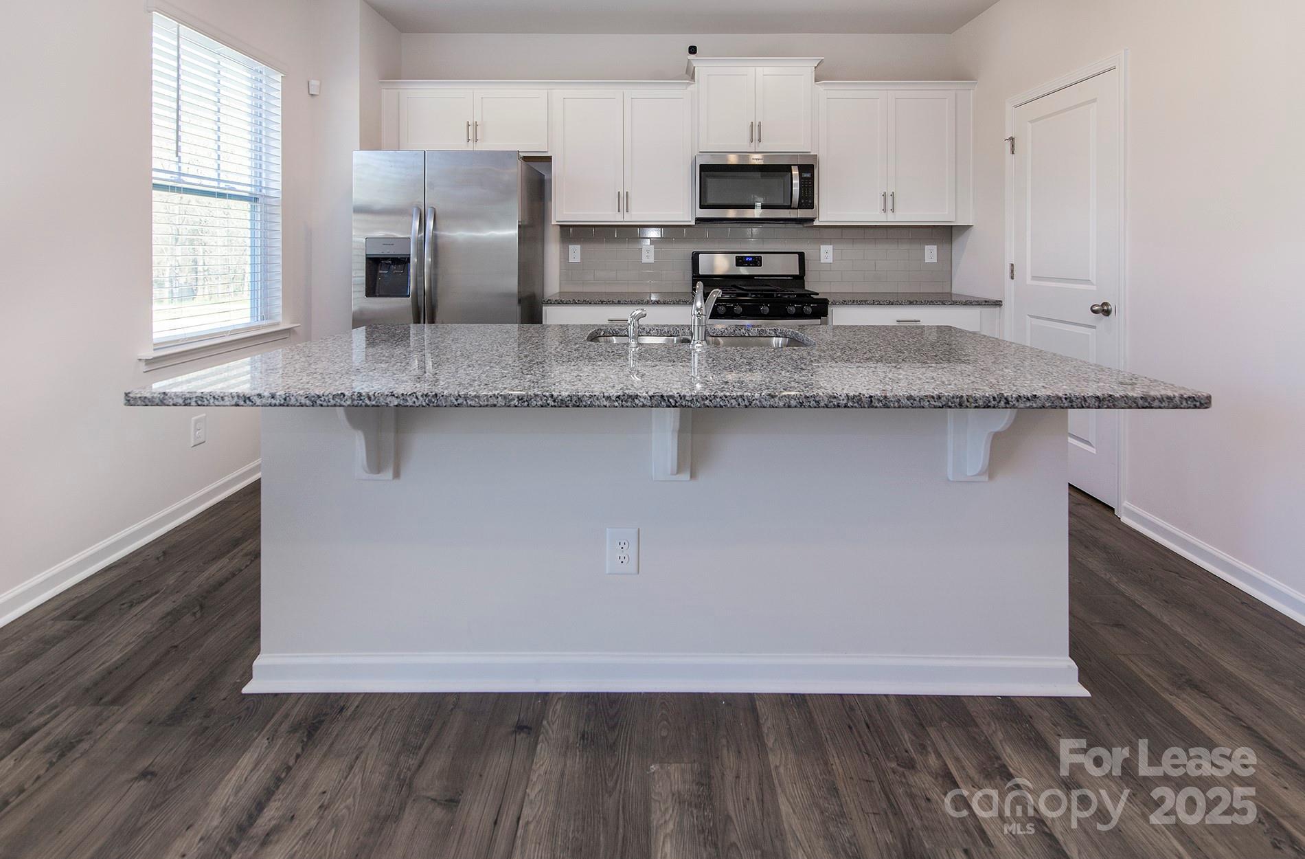 11105 Austin Estates Drive Property Photo 6