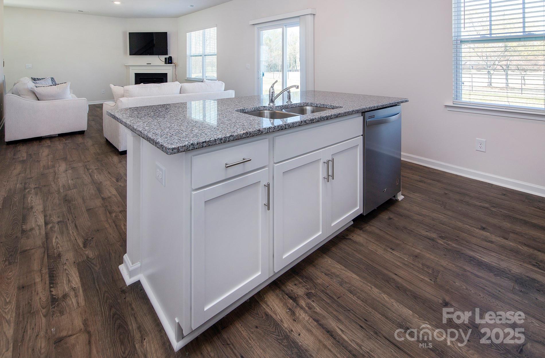 11105 Austin Estates Drive Property Photo 8