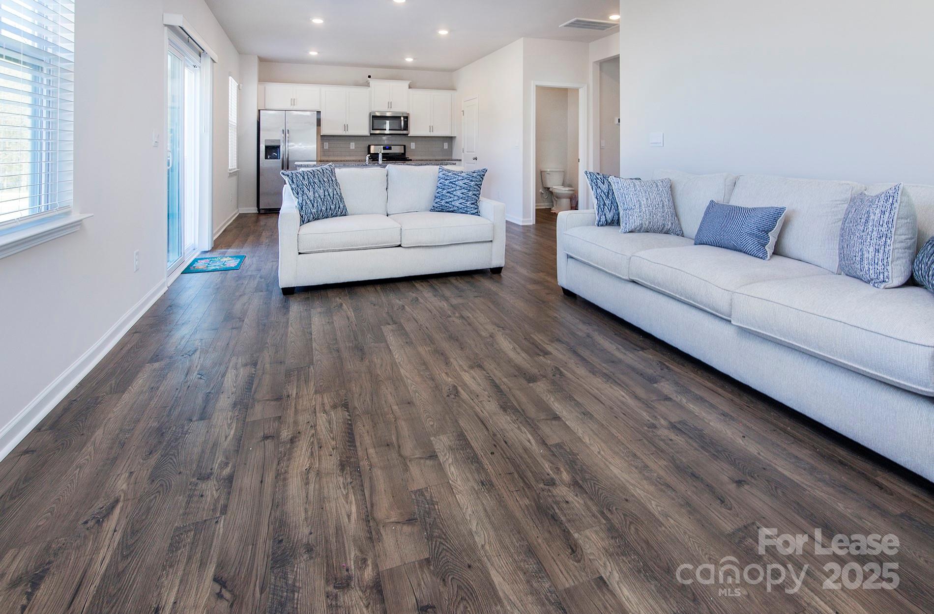 11105 Austin Estates Drive Property Photo 10