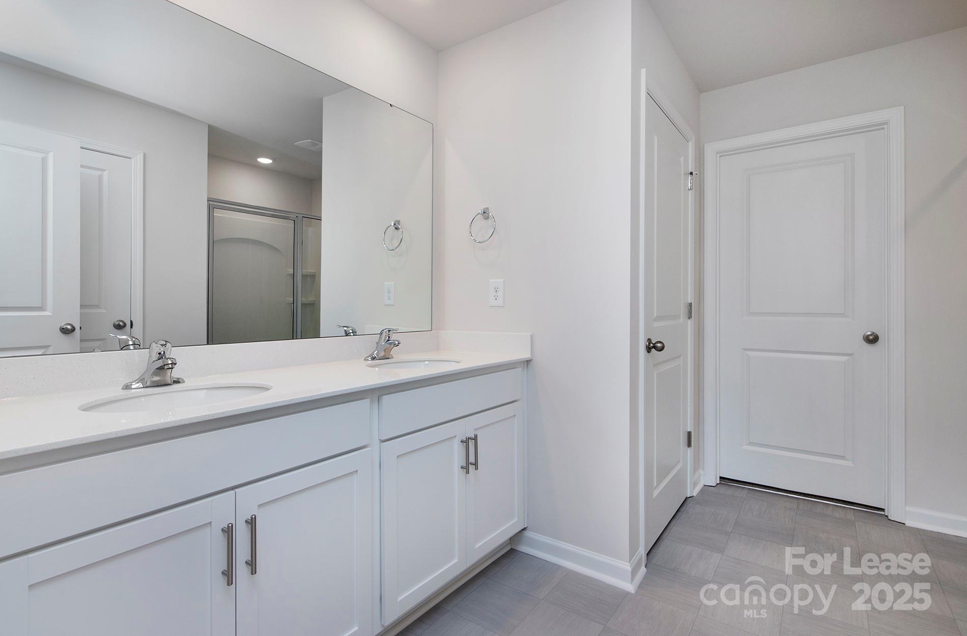 11105 Austin Estates Drive Property Photo 14