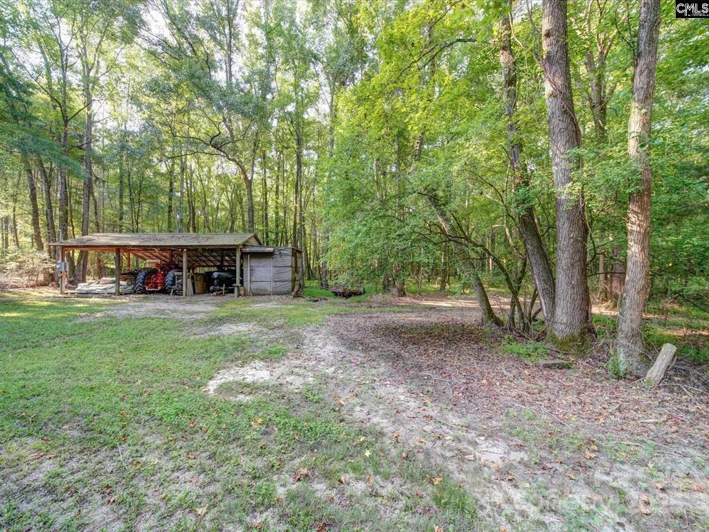 1239 John G Richards Road Property Photo 5