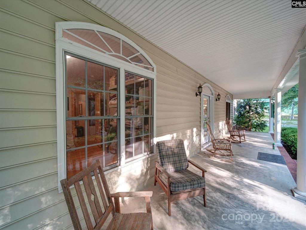 1239 John G Richards Road Property Photo 14