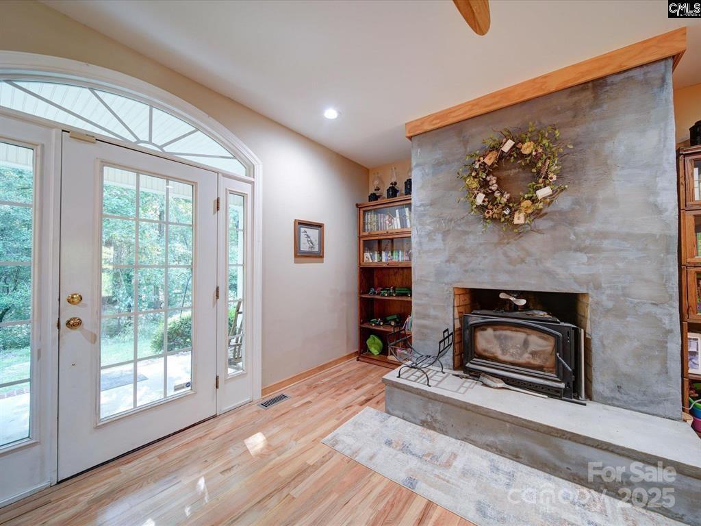 1239 John G Richards Road Property Photo 15