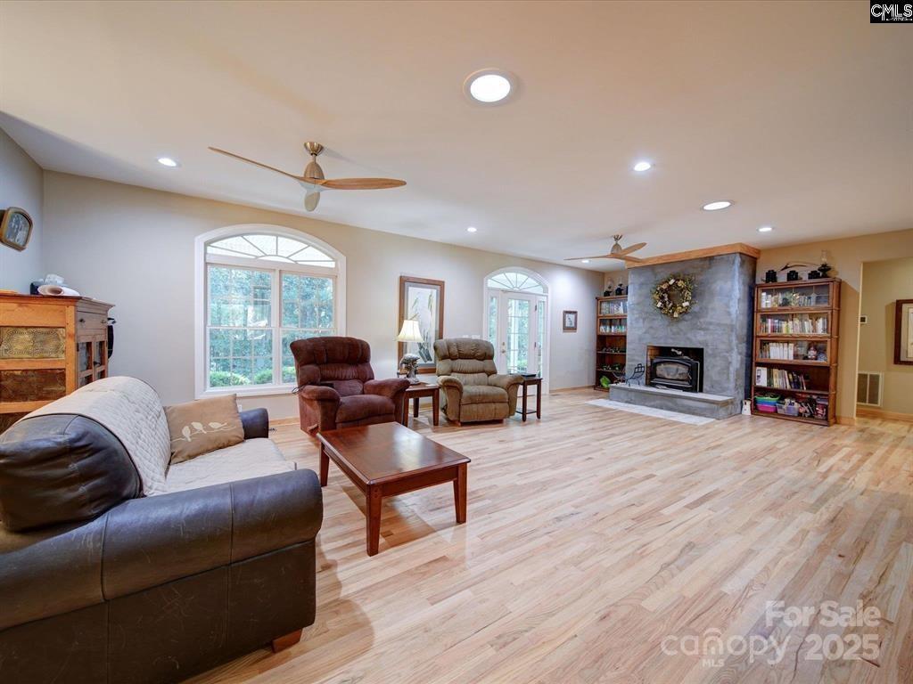 1239 John G Richards Road Property Photo 16