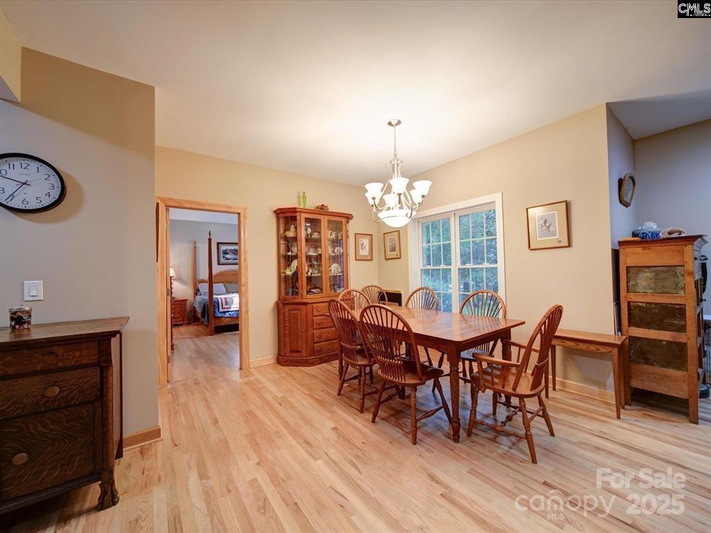1239 John G Richards Road Property Photo 18