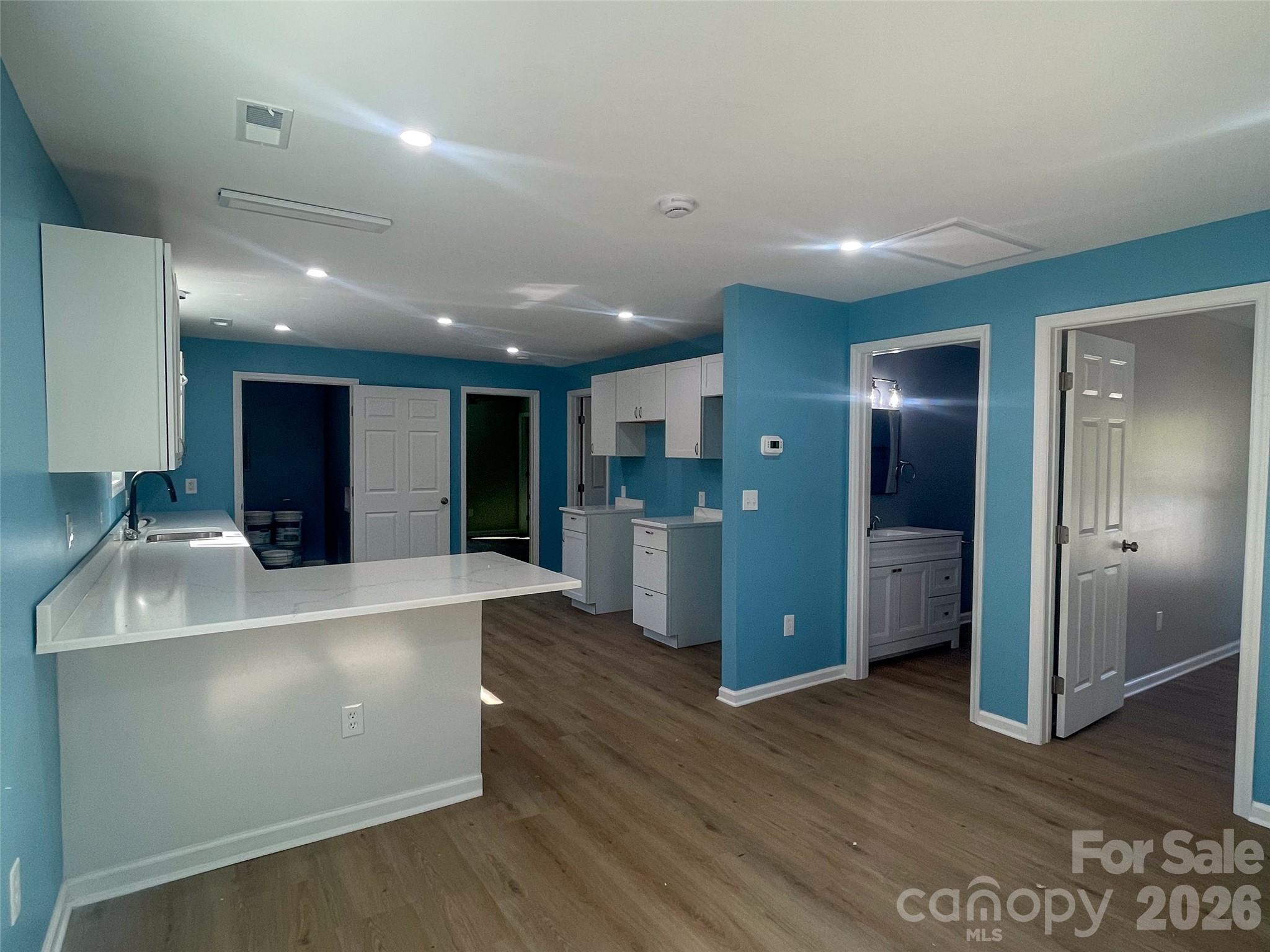 433 Clinton Avenue Property Photo 9