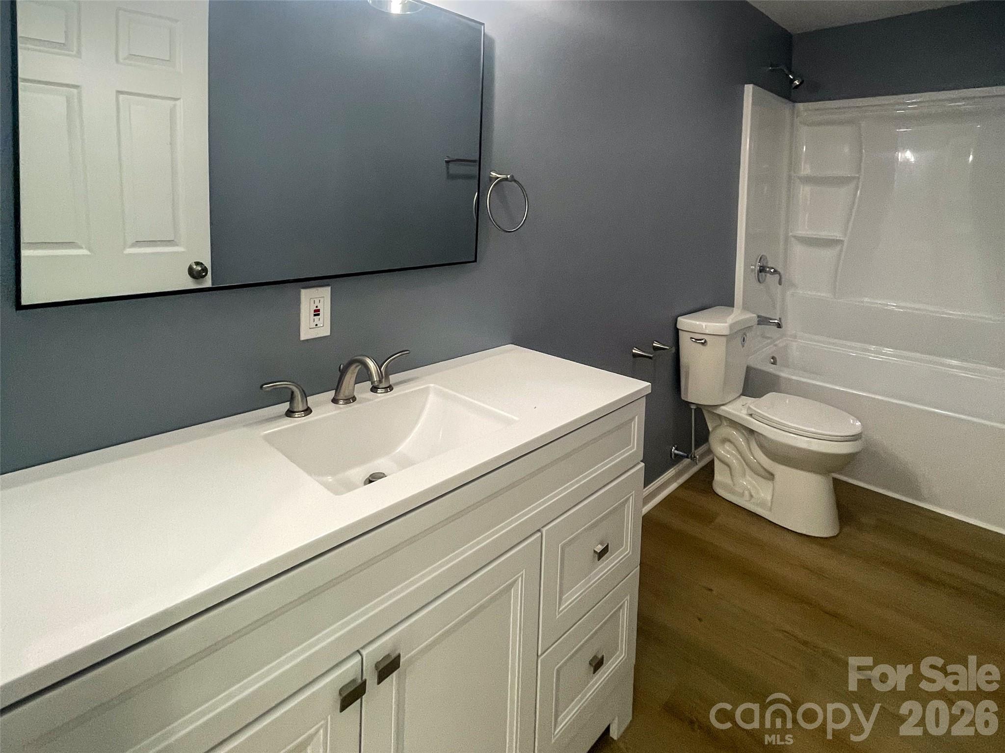 433 Clinton Avenue Property Photo 13