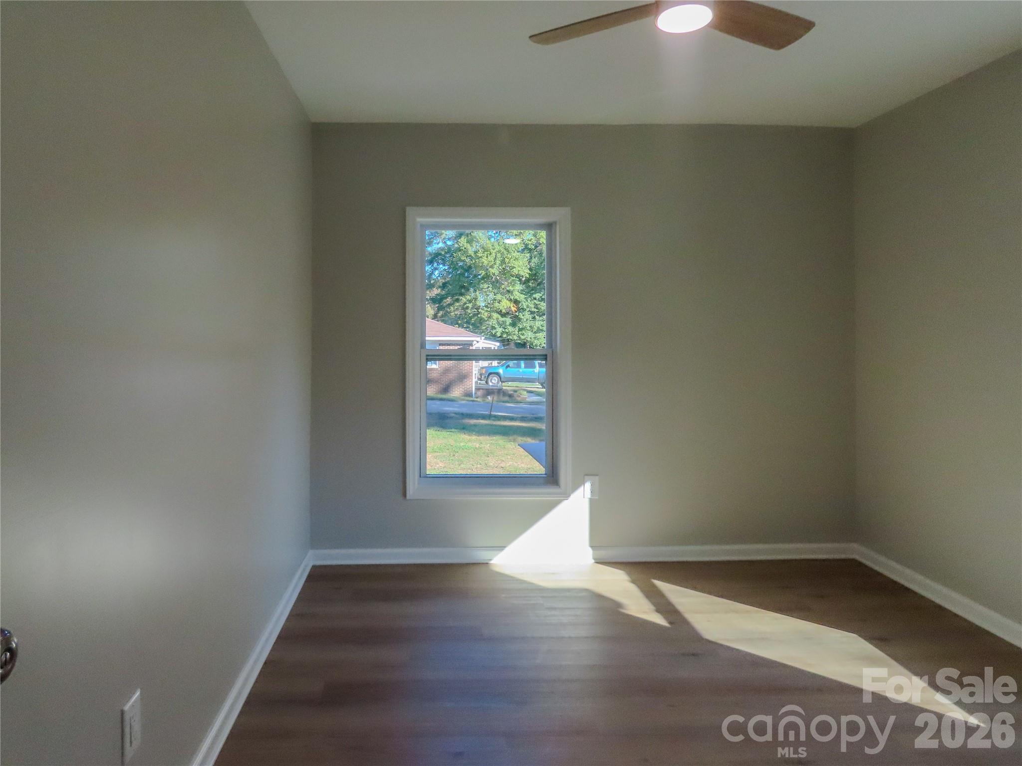 433 Clinton Avenue Property Photo 17