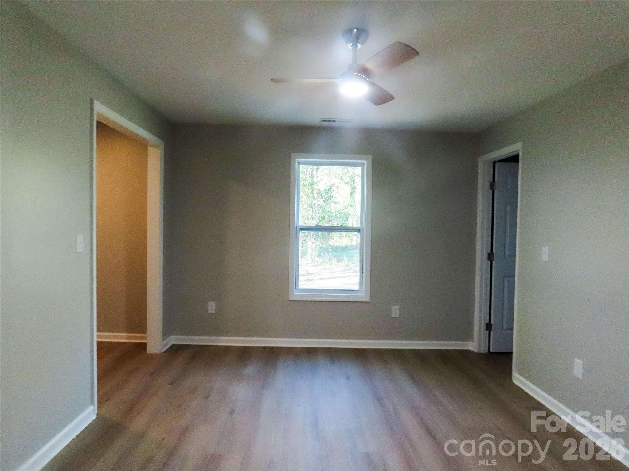 433 Clinton Avenue Property Photo 22