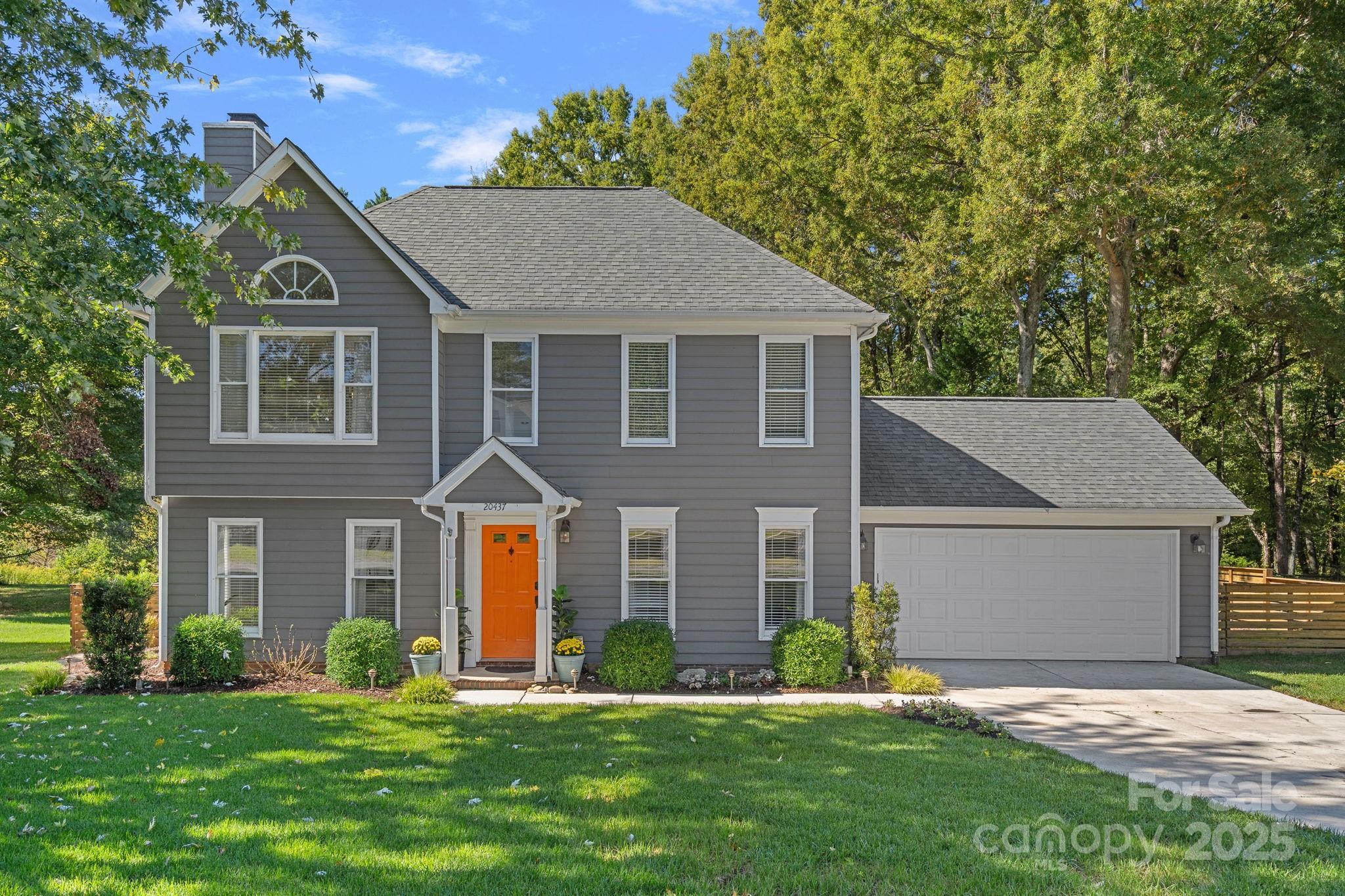 20437 Willow Pond Road Property Photo 1