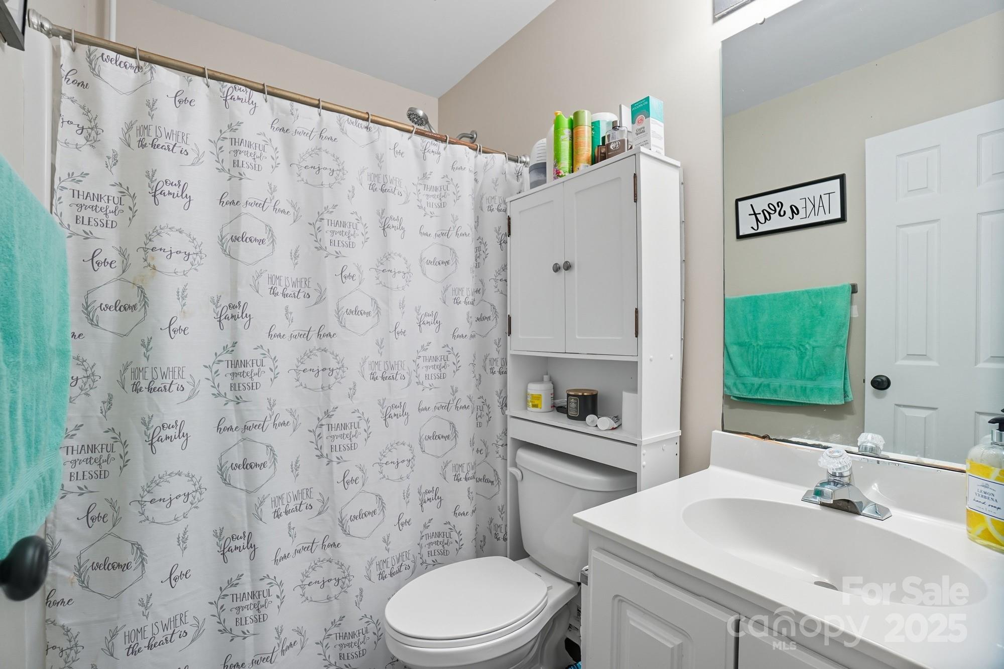 3254 Hawick Commons Drive Property Photo 9