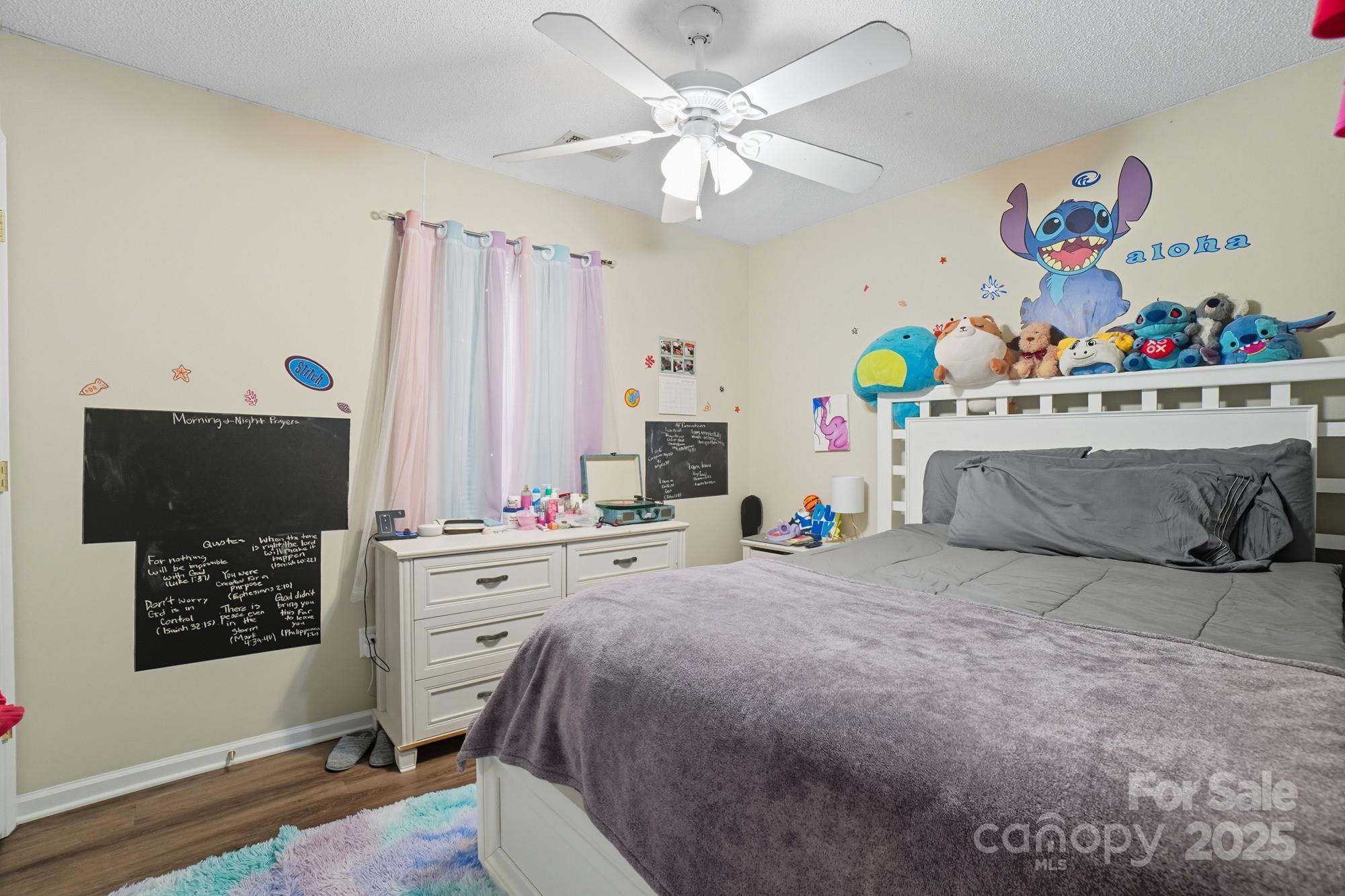 3254 Hawick Commons Drive Property Photo 10