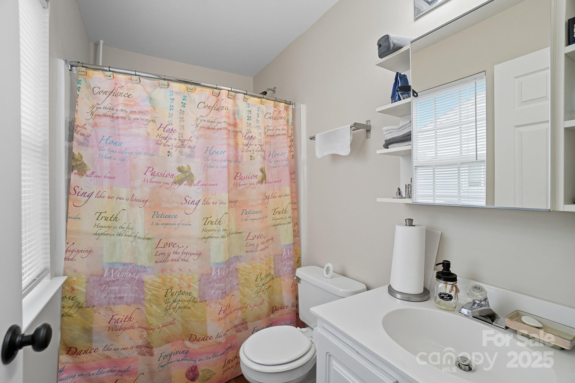 3254 Hawick Commons Drive Property Photo 12