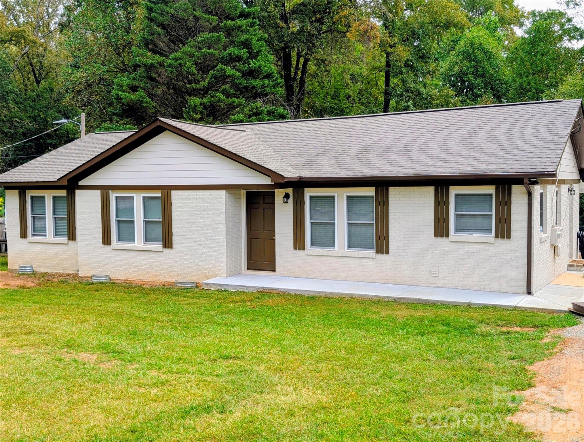 3220 Jonesberry Road Property Photo 1