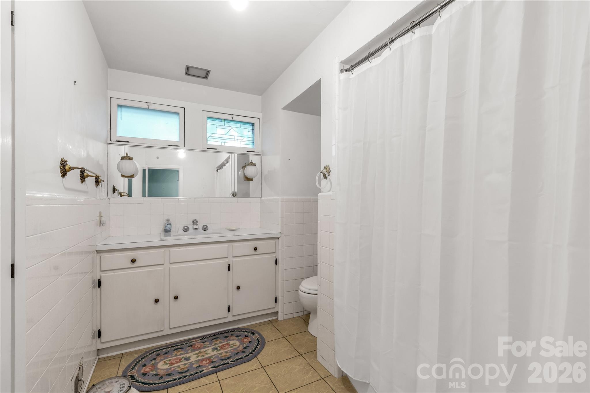 406 N Pine Street Property Photo 21