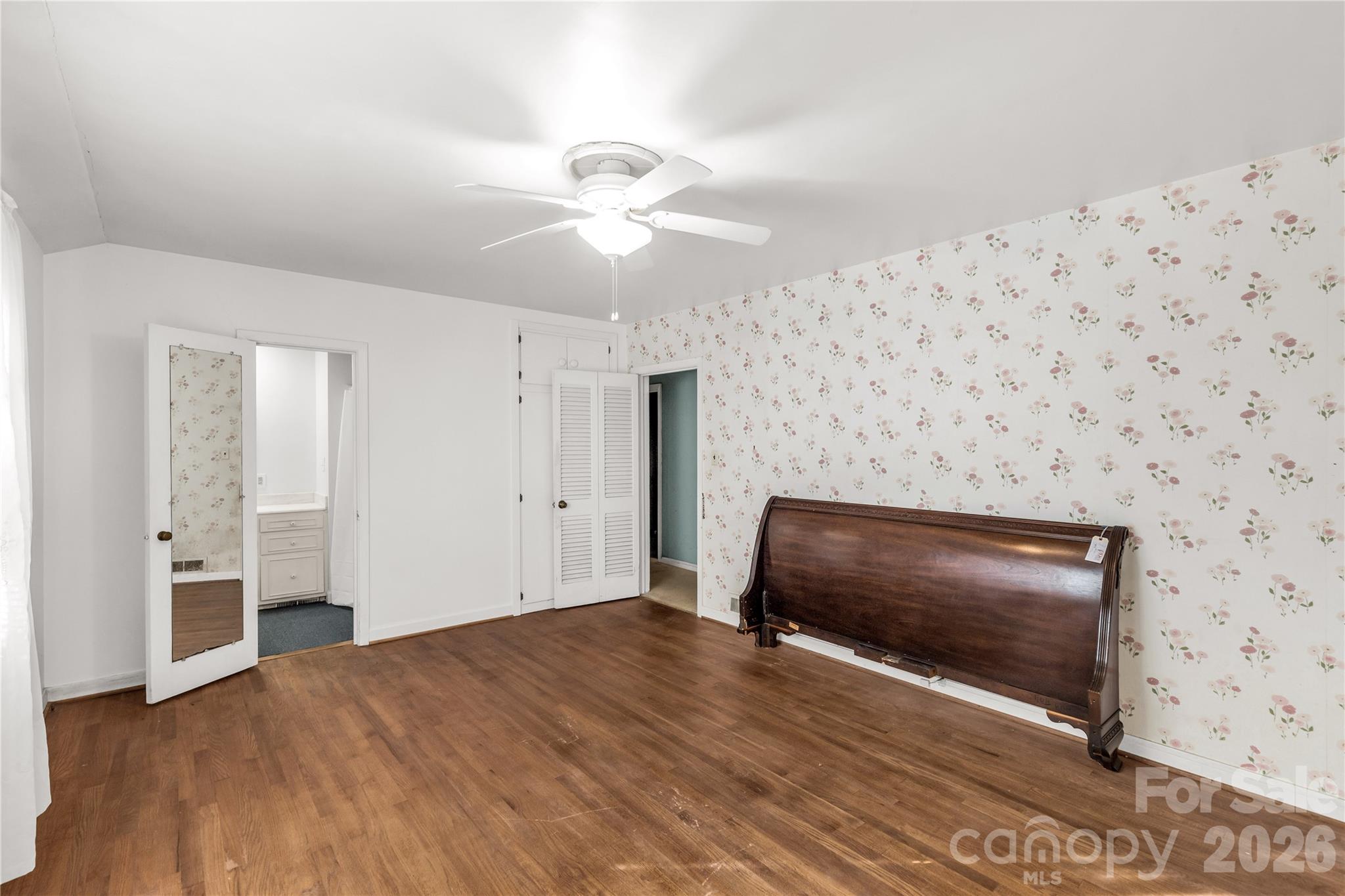 406 N Pine Street Property Photo 22