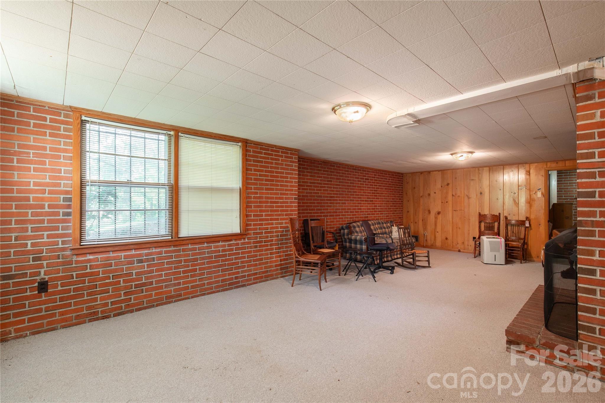 406 N Pine Street Property Photo 26