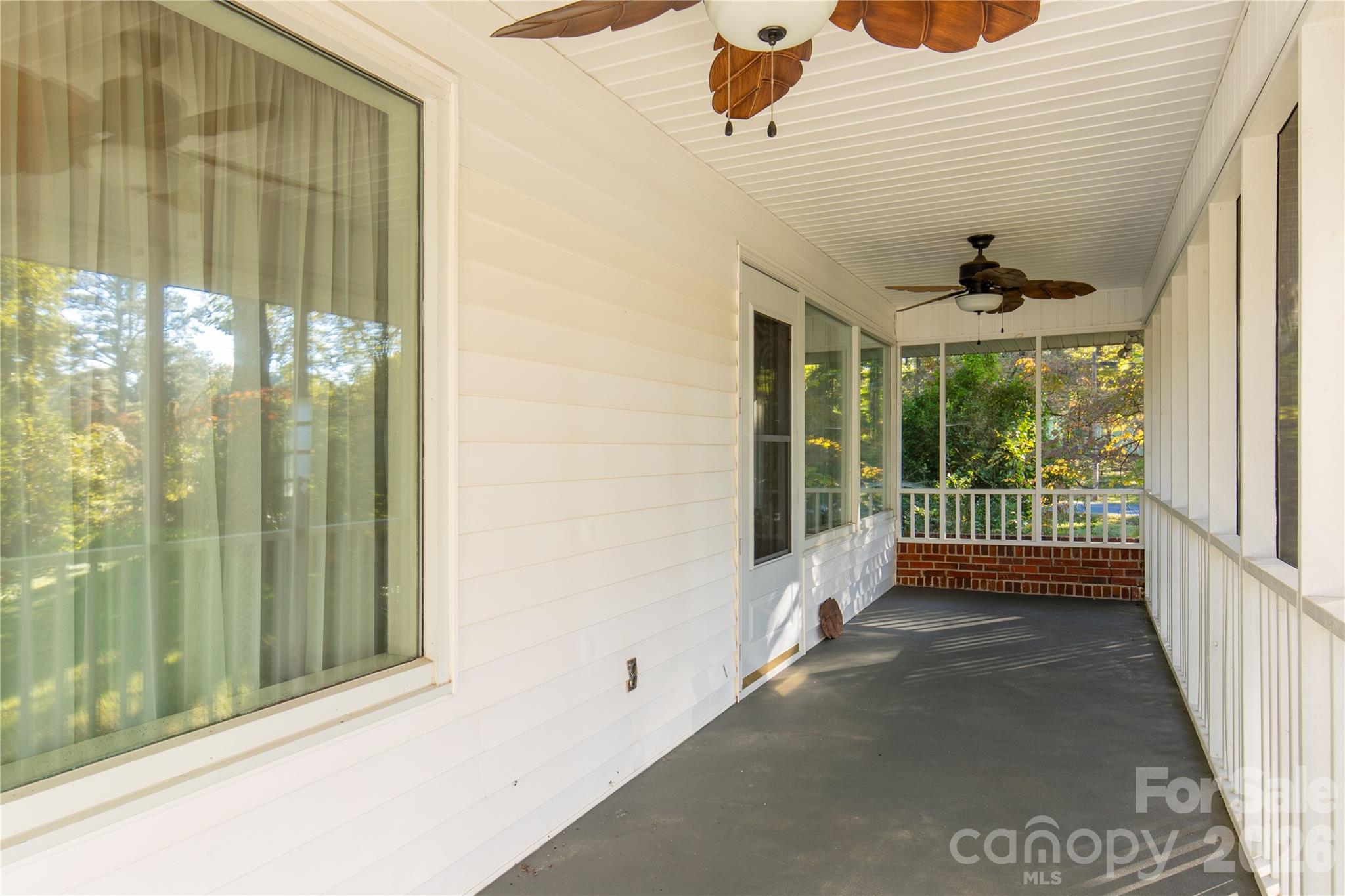406 N Pine Street Property Photo 27
