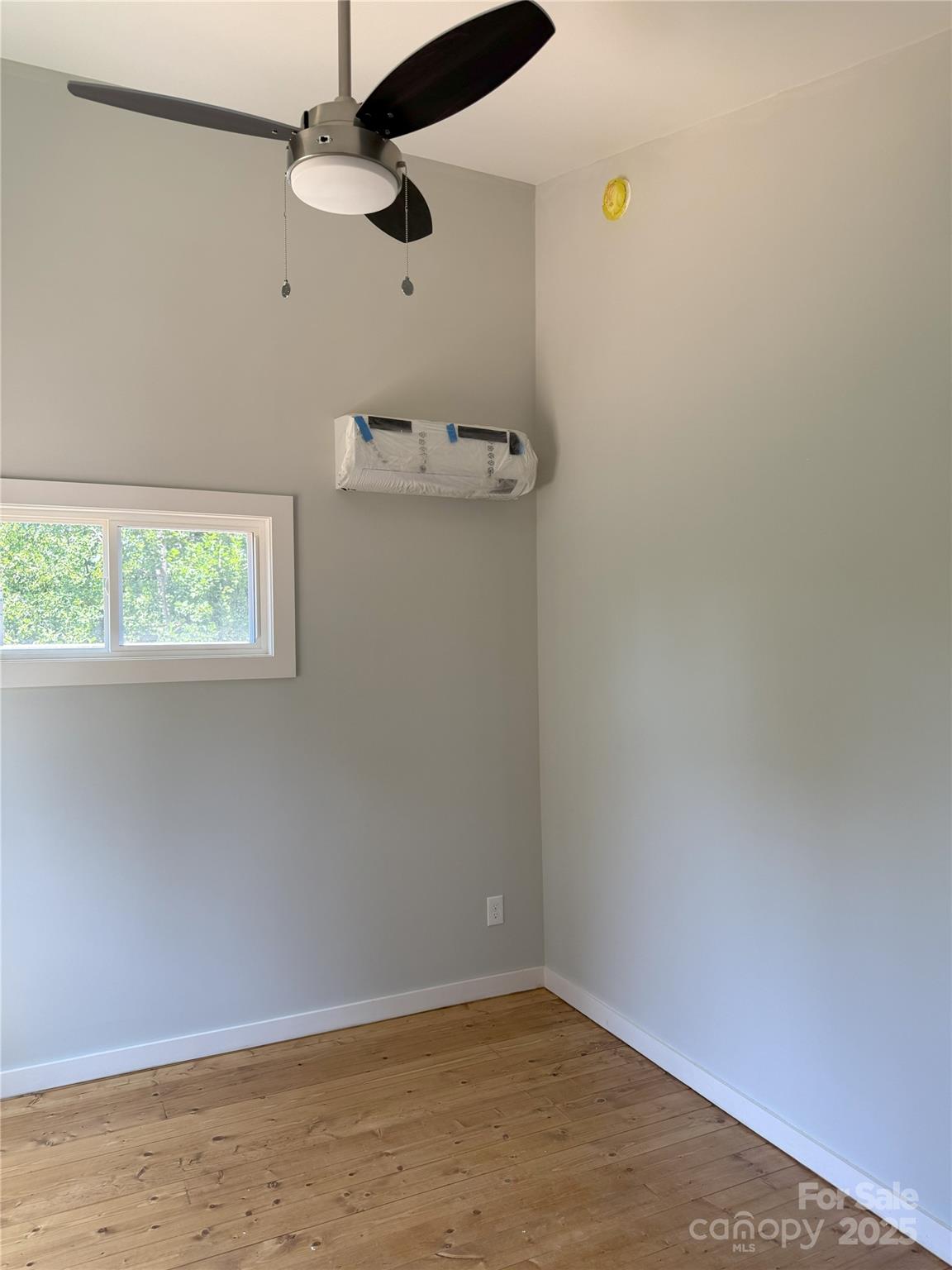 1 Freeport Lane Property Photo 2