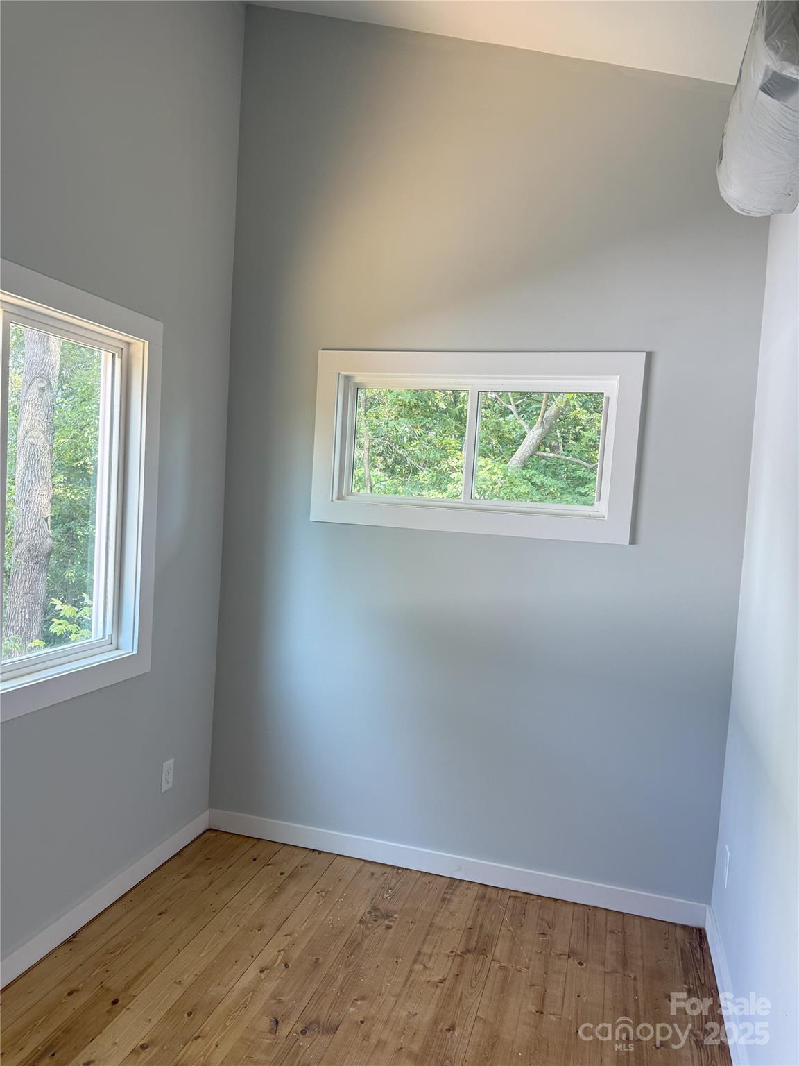 1 Freeport Lane Property Photo 3