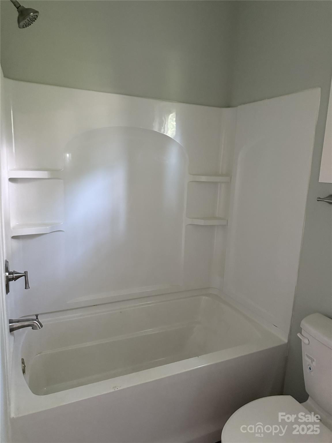 1 Freeport Lane Property Photo 14