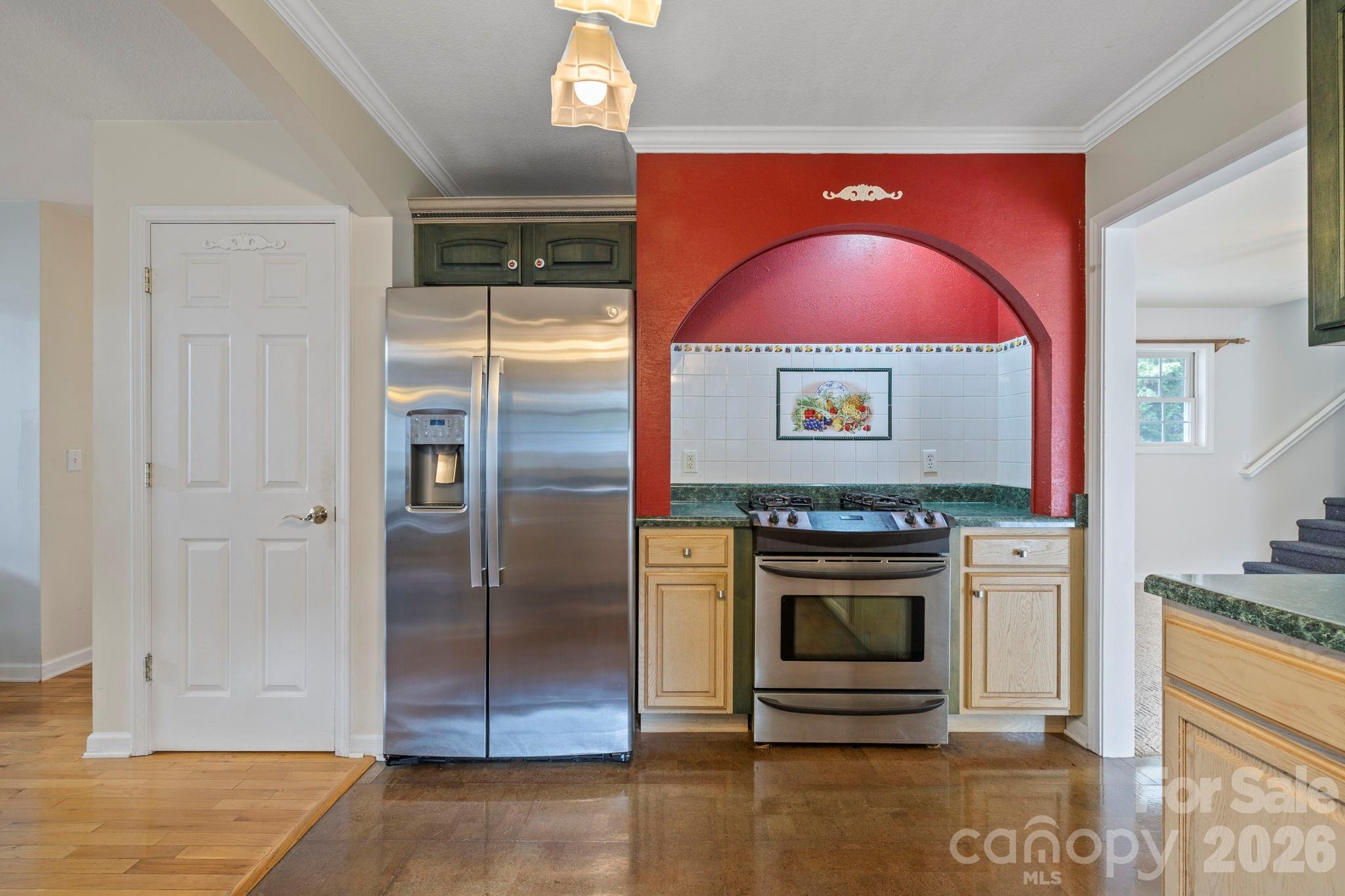 372 Kingfisher Lane Property Photo 6