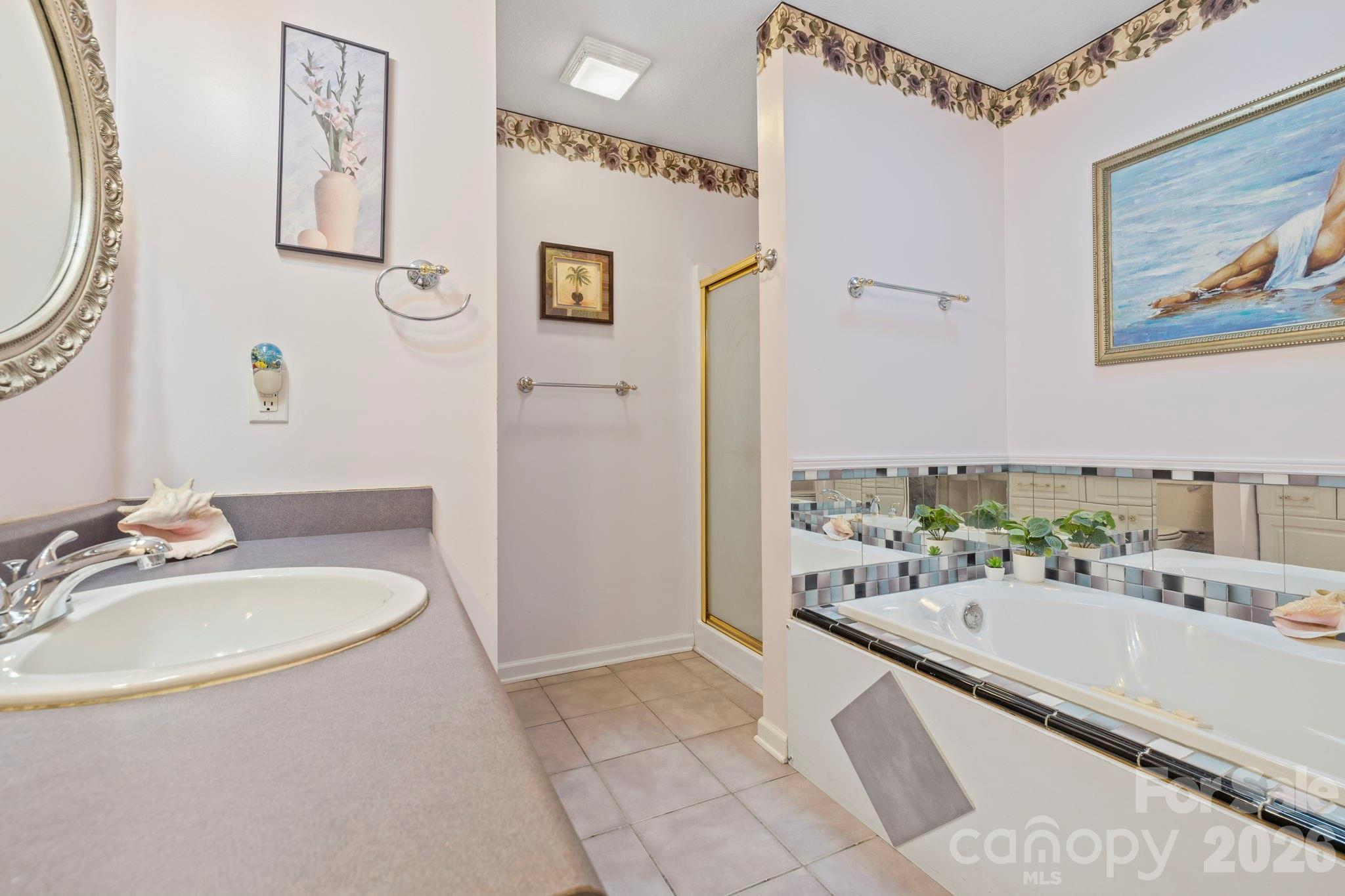372 Kingfisher Lane Property Photo 9