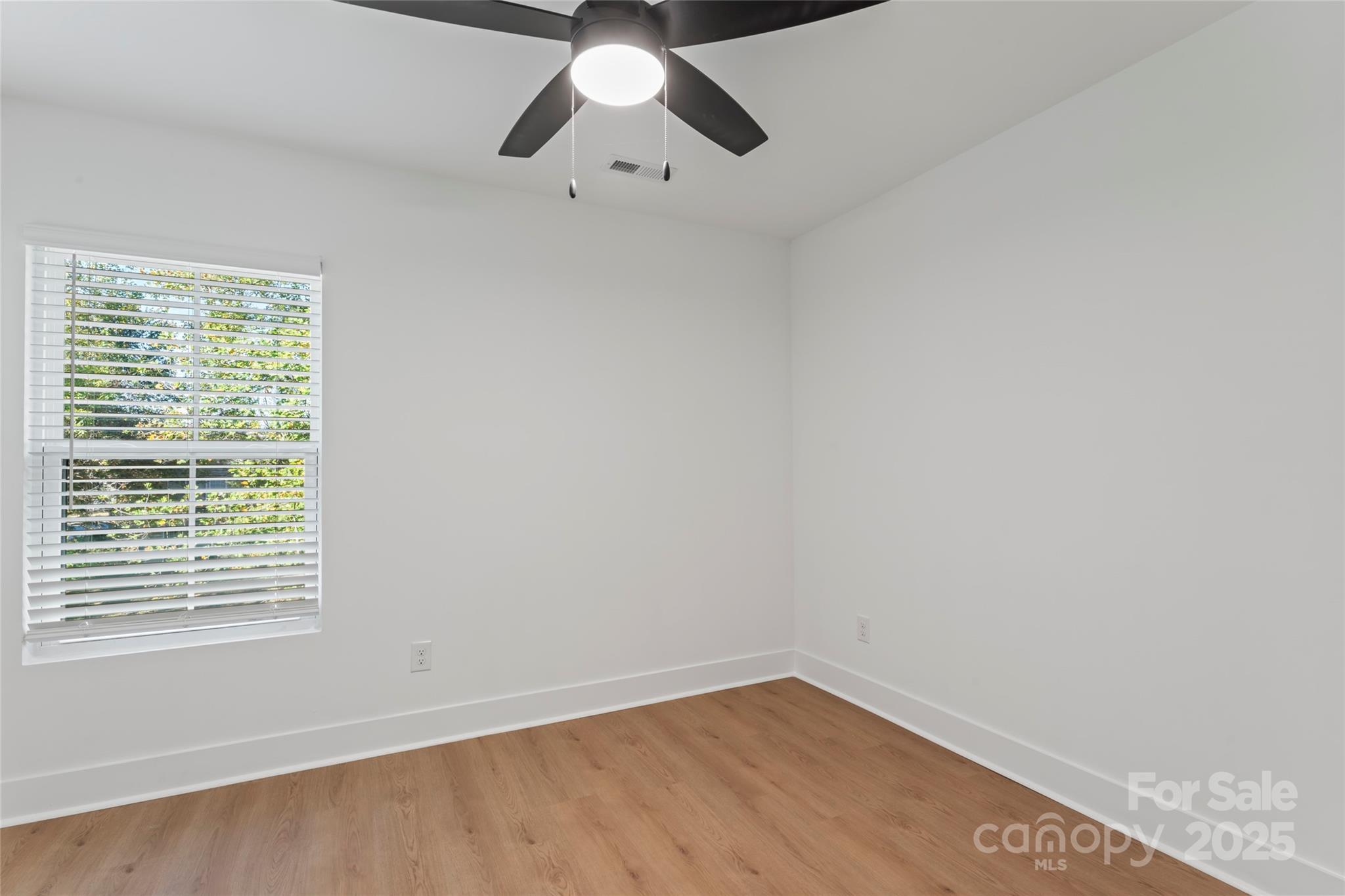 430 Bogue Drive 24 Property Photo 32