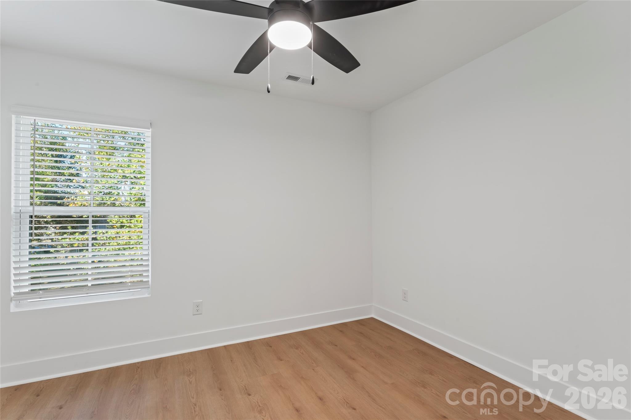 430 Bogue Drive 24 Property Photo 32