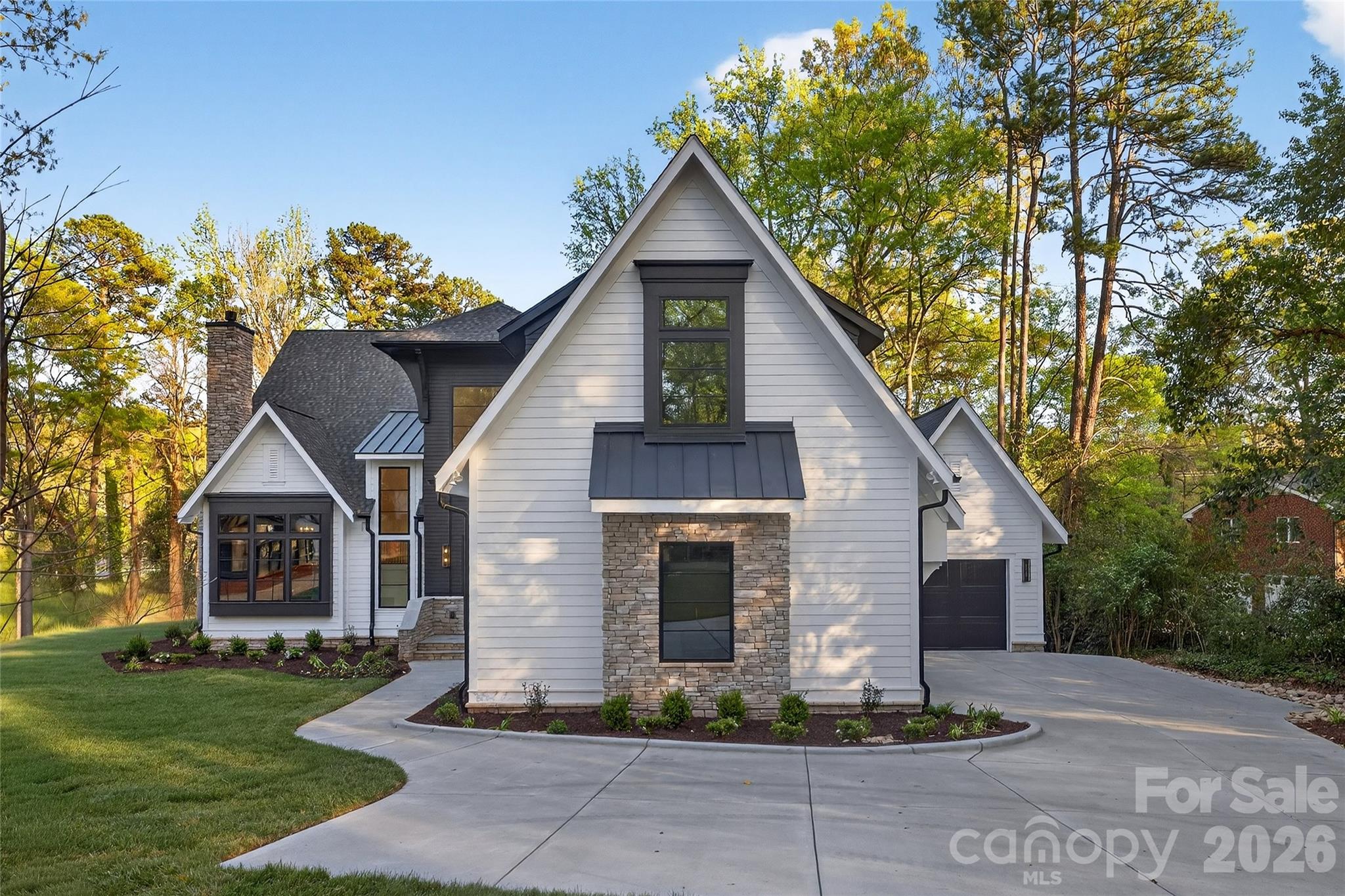 1209 Meadowood Lane Property Photo 4