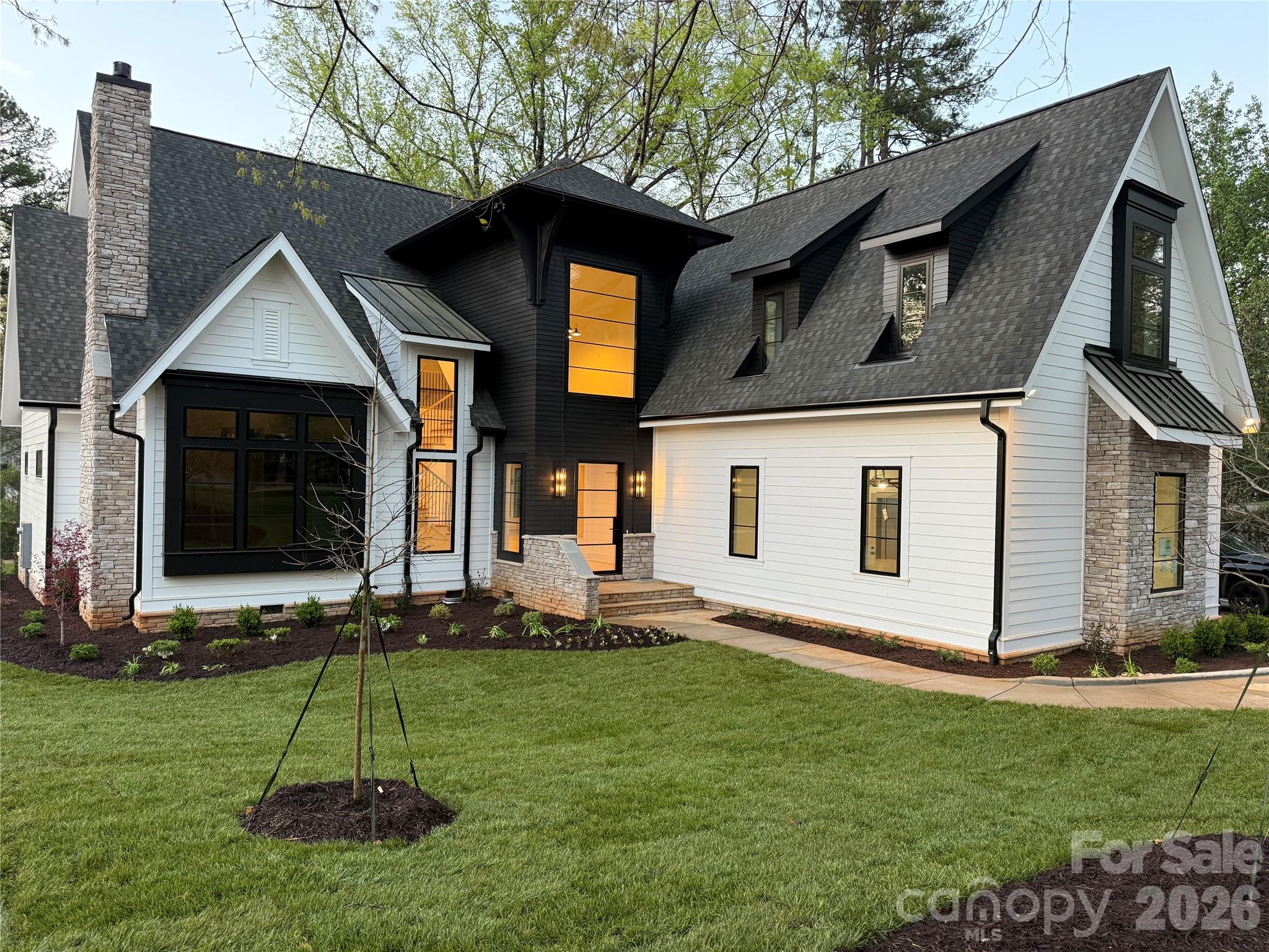 1209 Meadowood Lane Property Photo 7