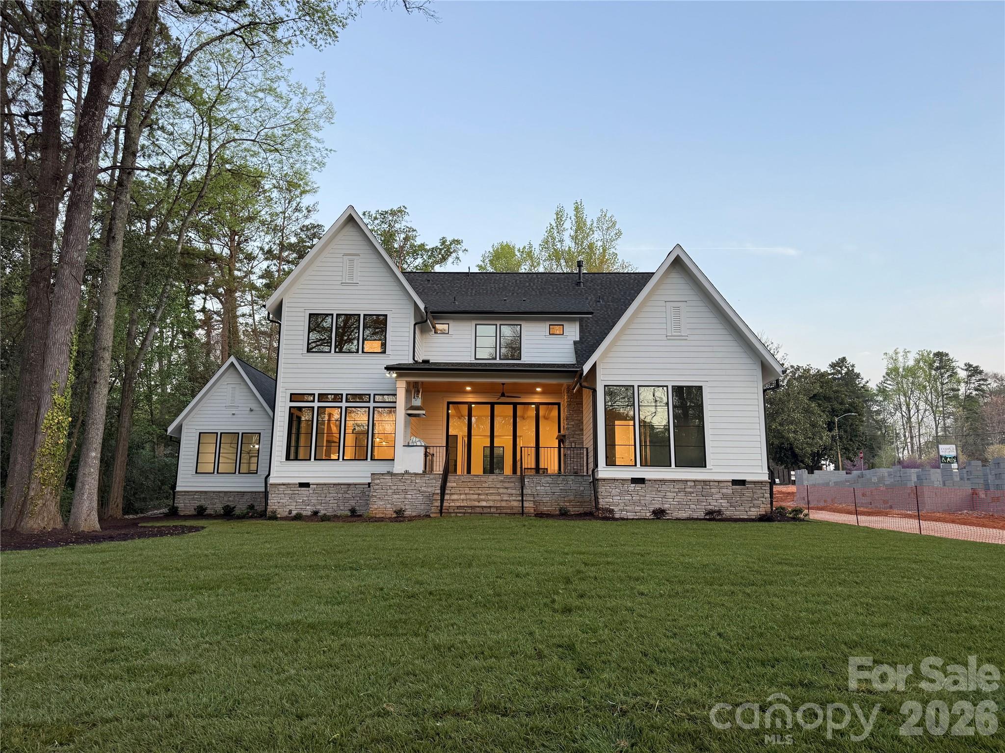 1209 Meadowood Lane Property Photo 8