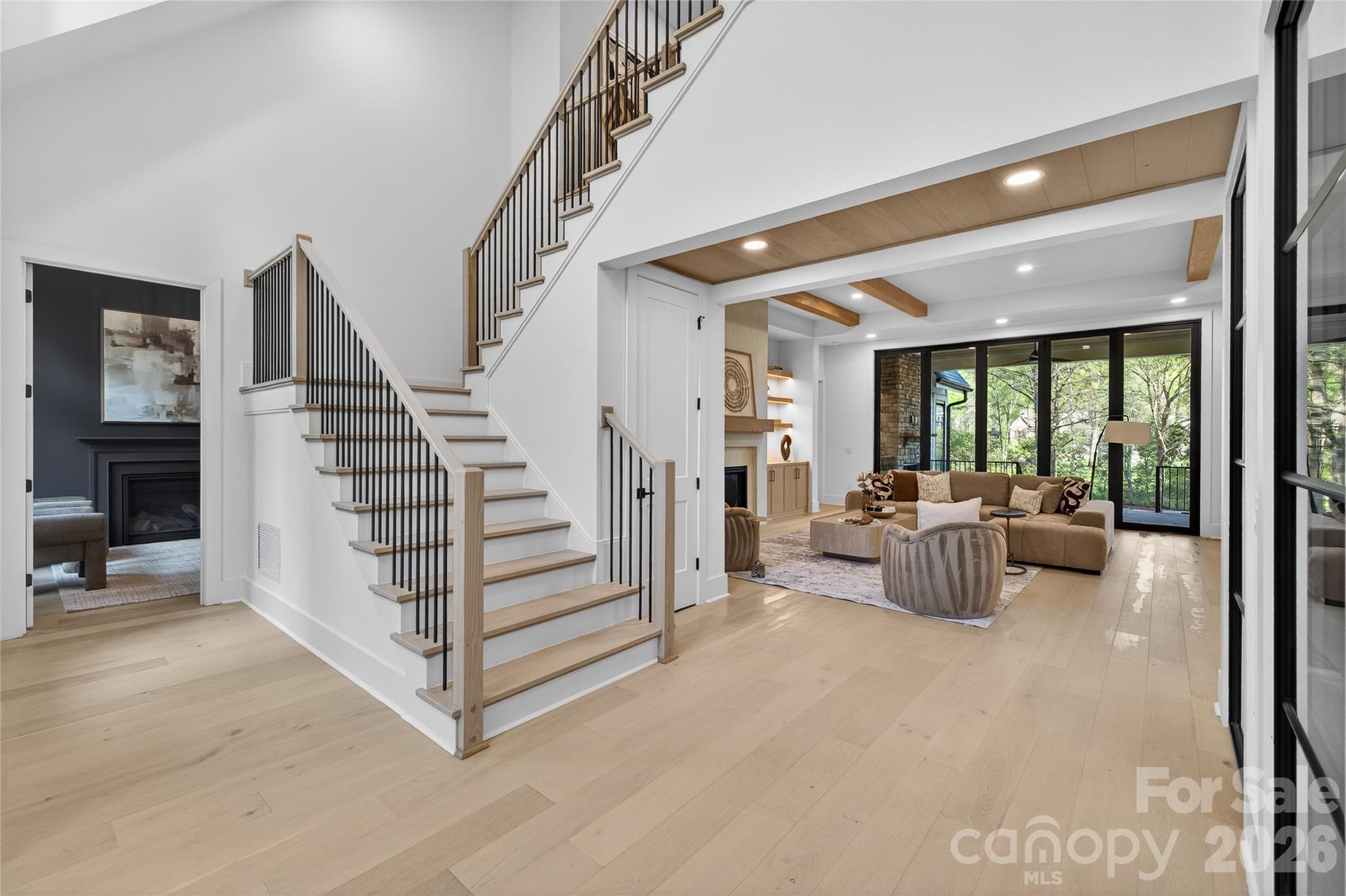 1209 Meadowood Lane Property Photo 13