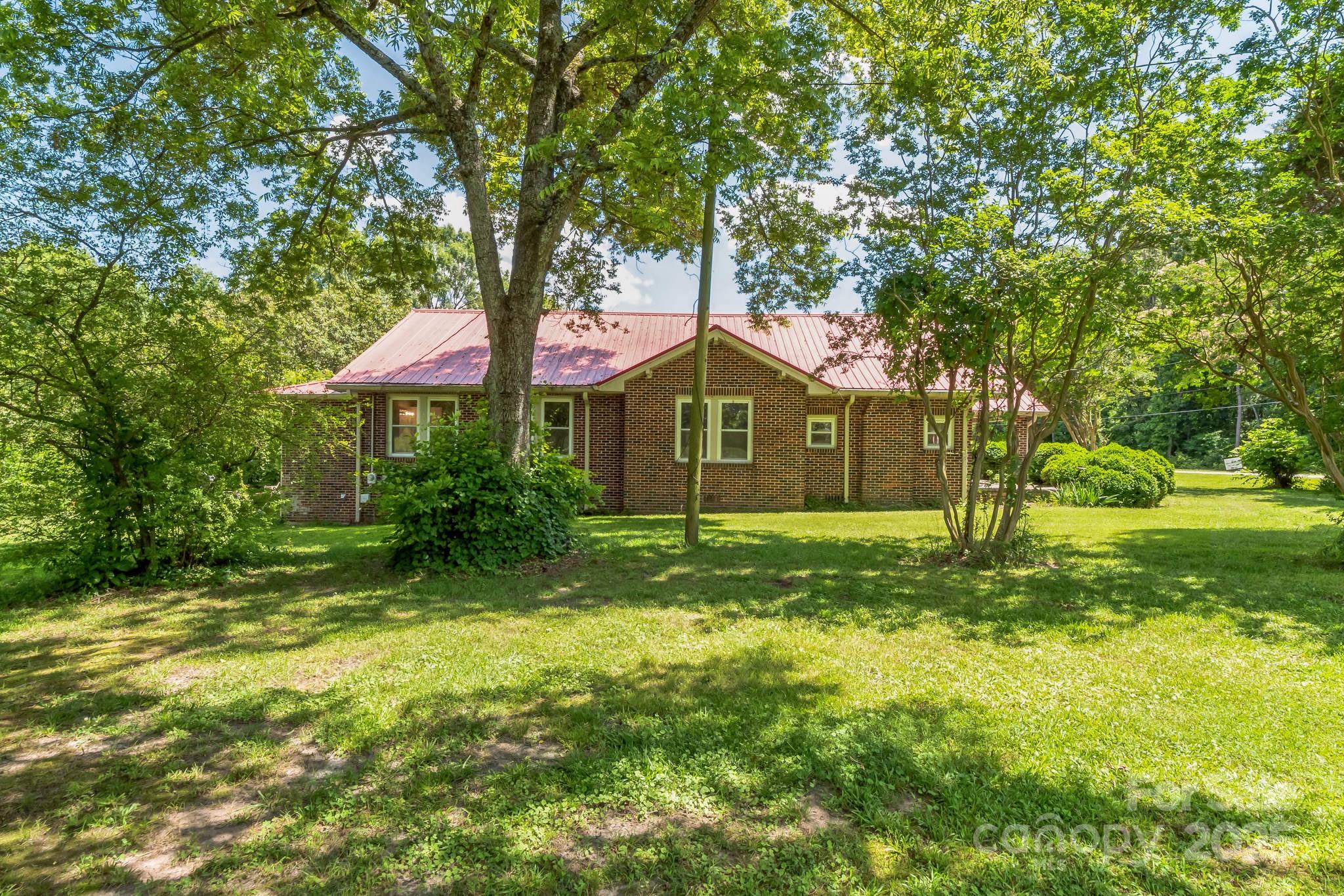 2491 Highway 274 Highway Property Photo 16