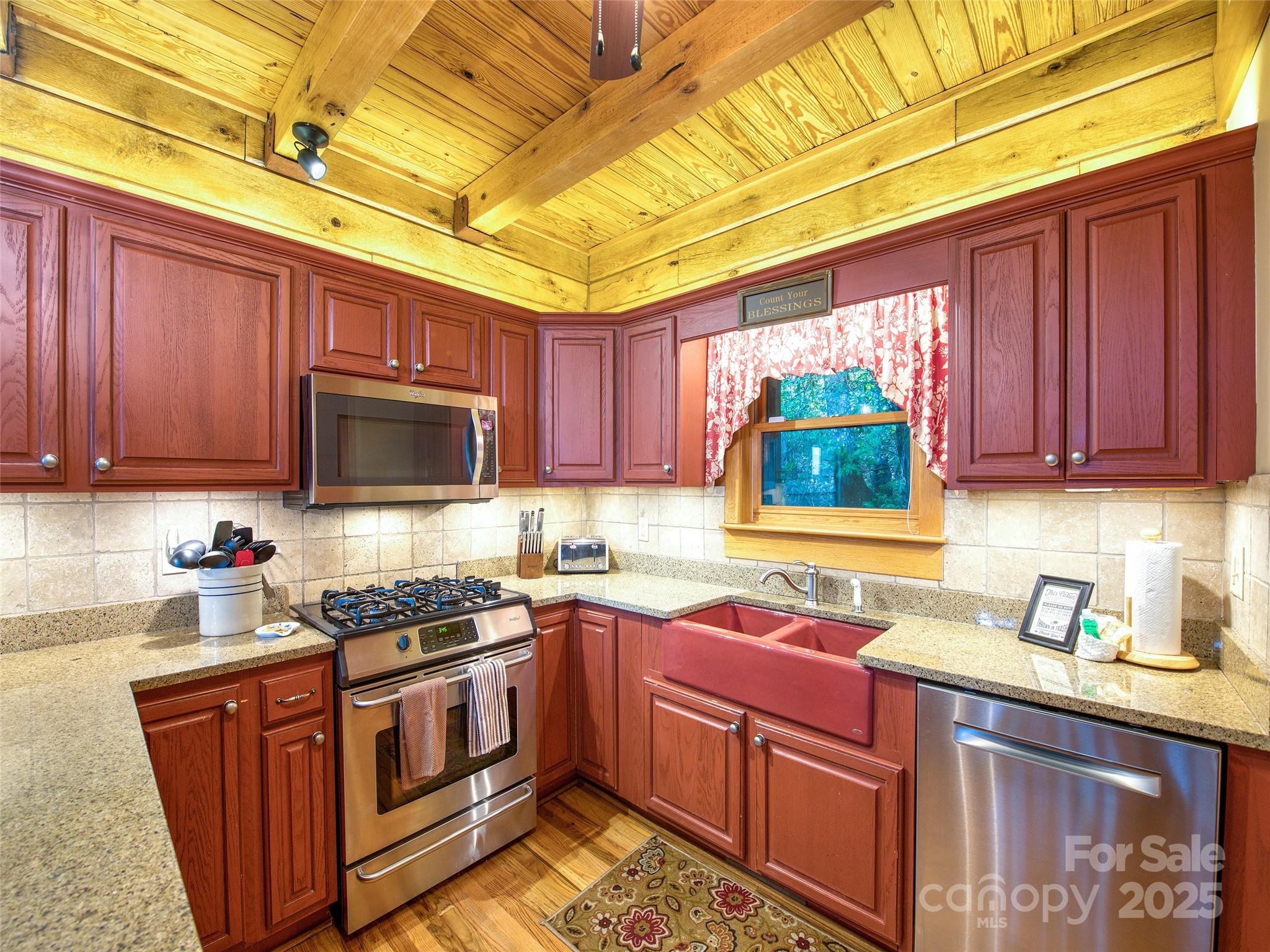 382 Walela Trail Property Photo 16