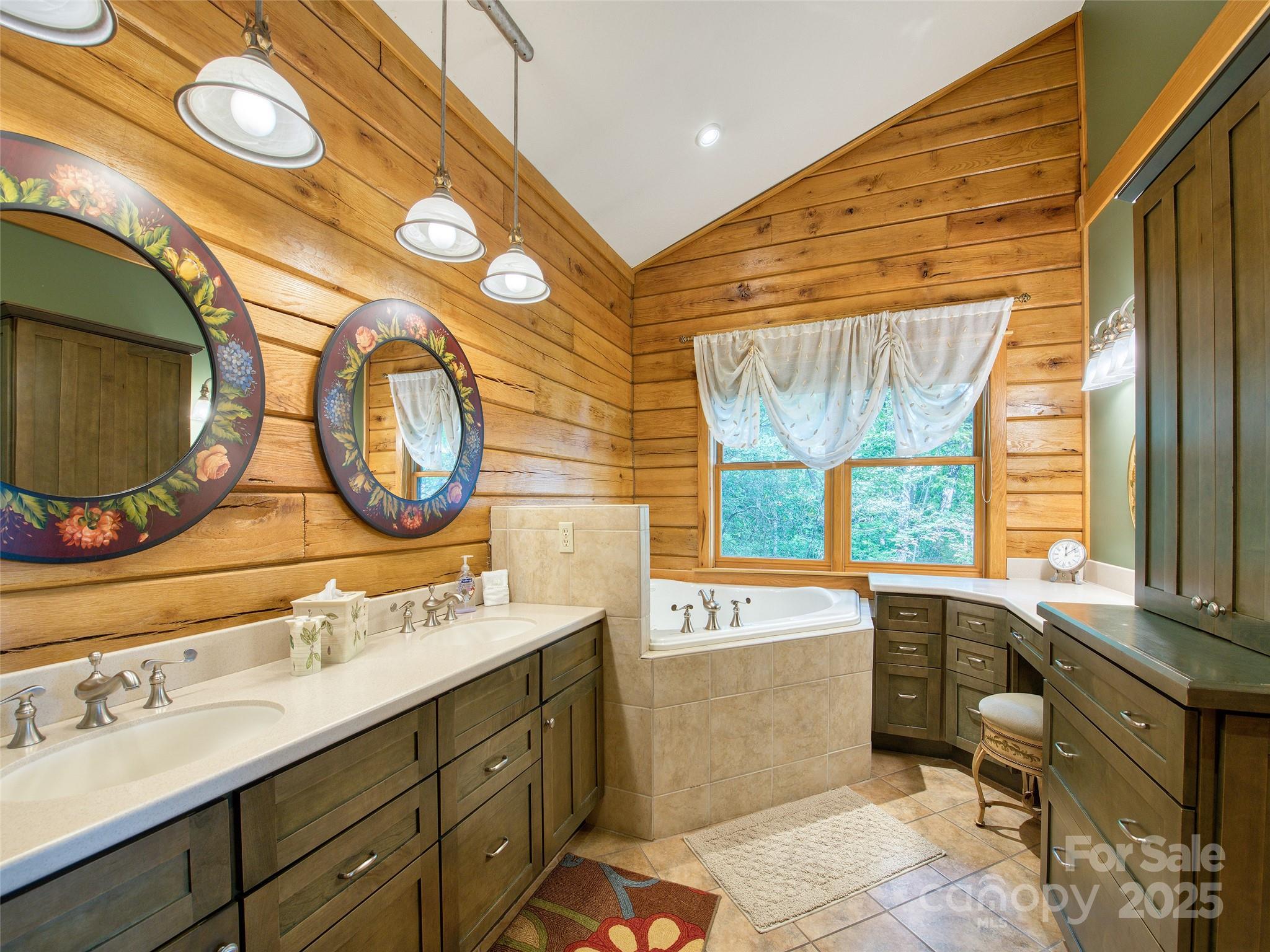 382 Walela Trail Property Photo 22