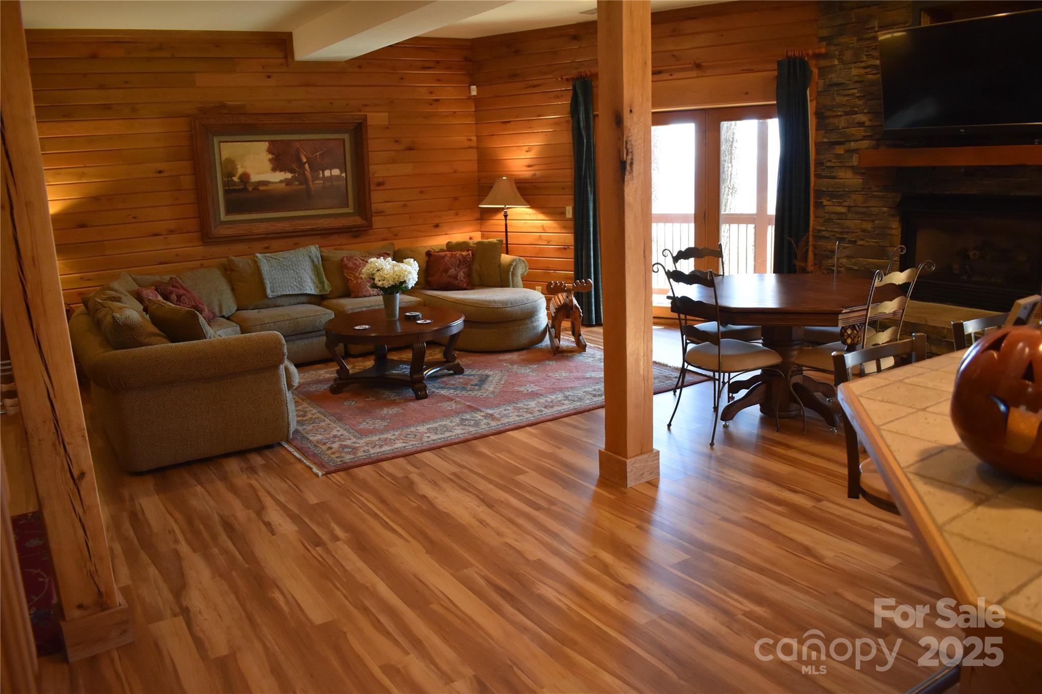 382 Walela Trail Property Photo 34