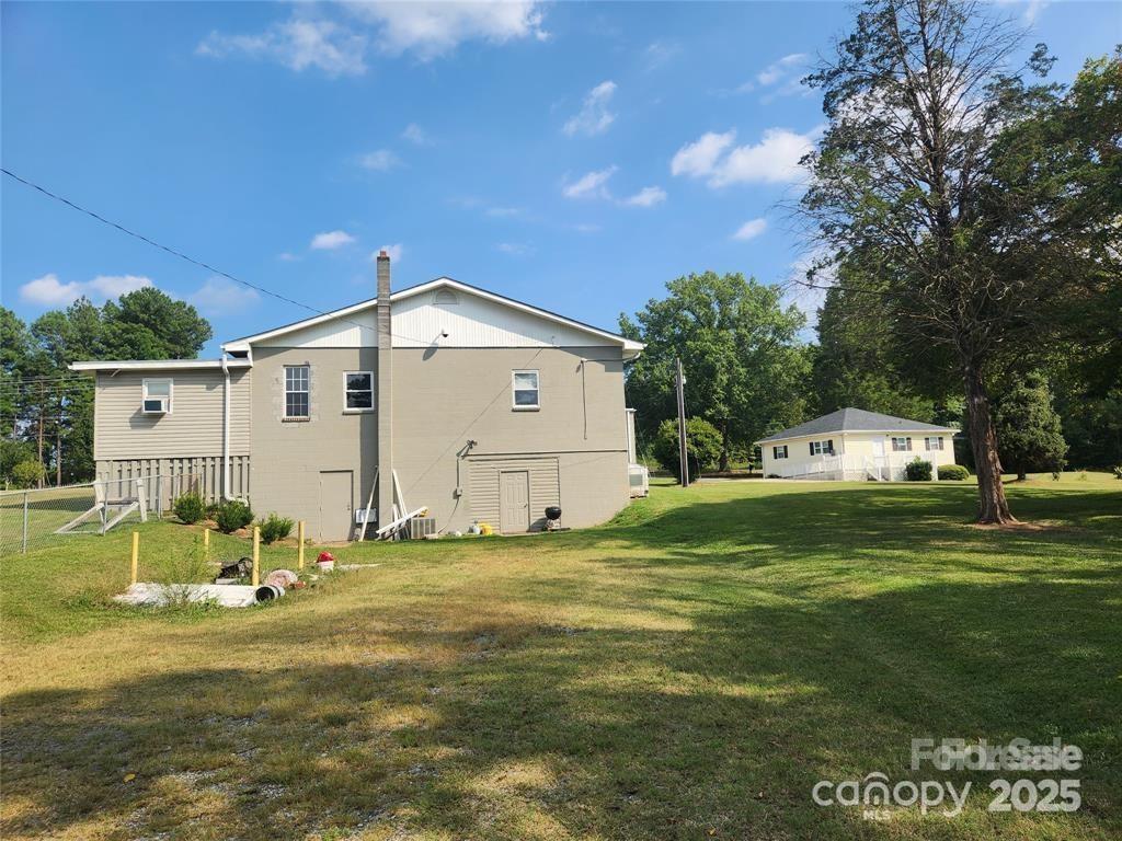 4515 Beaty Road Property Photo 3