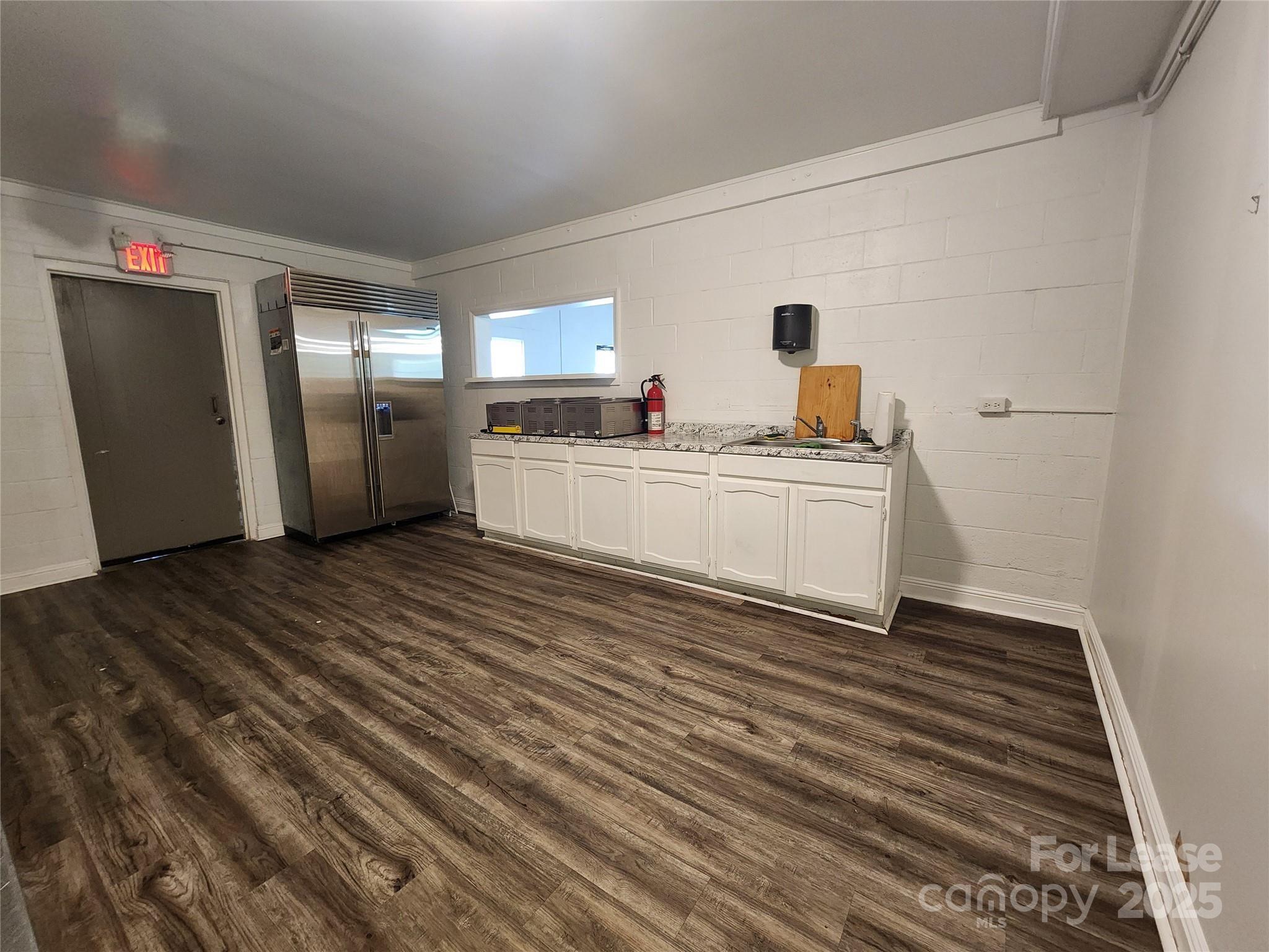 4515 Beaty Road Property Photo 8