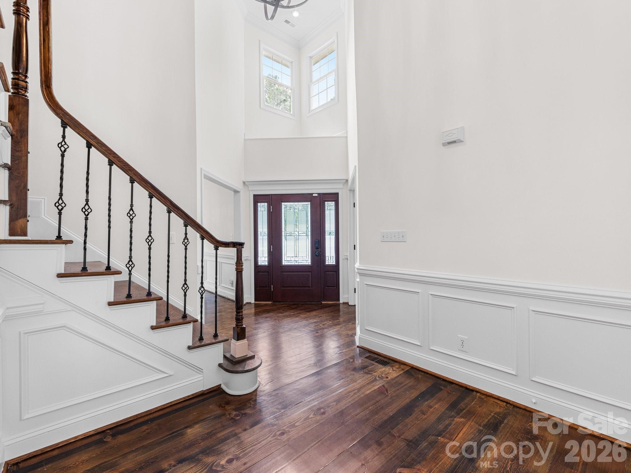 5619 Mountain Point Lane Property Photo 3
