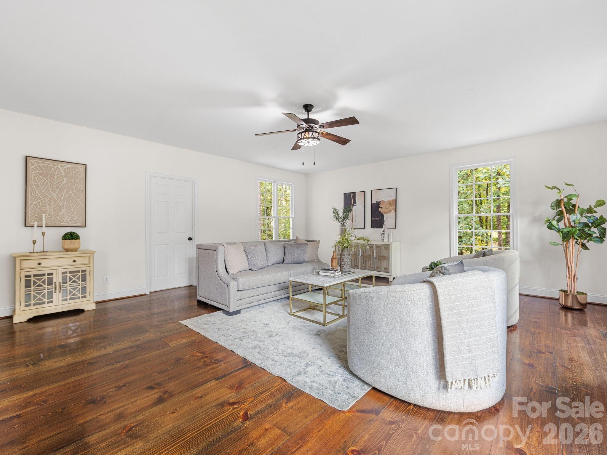 5619 Mountain Point Lane Property Photo 11