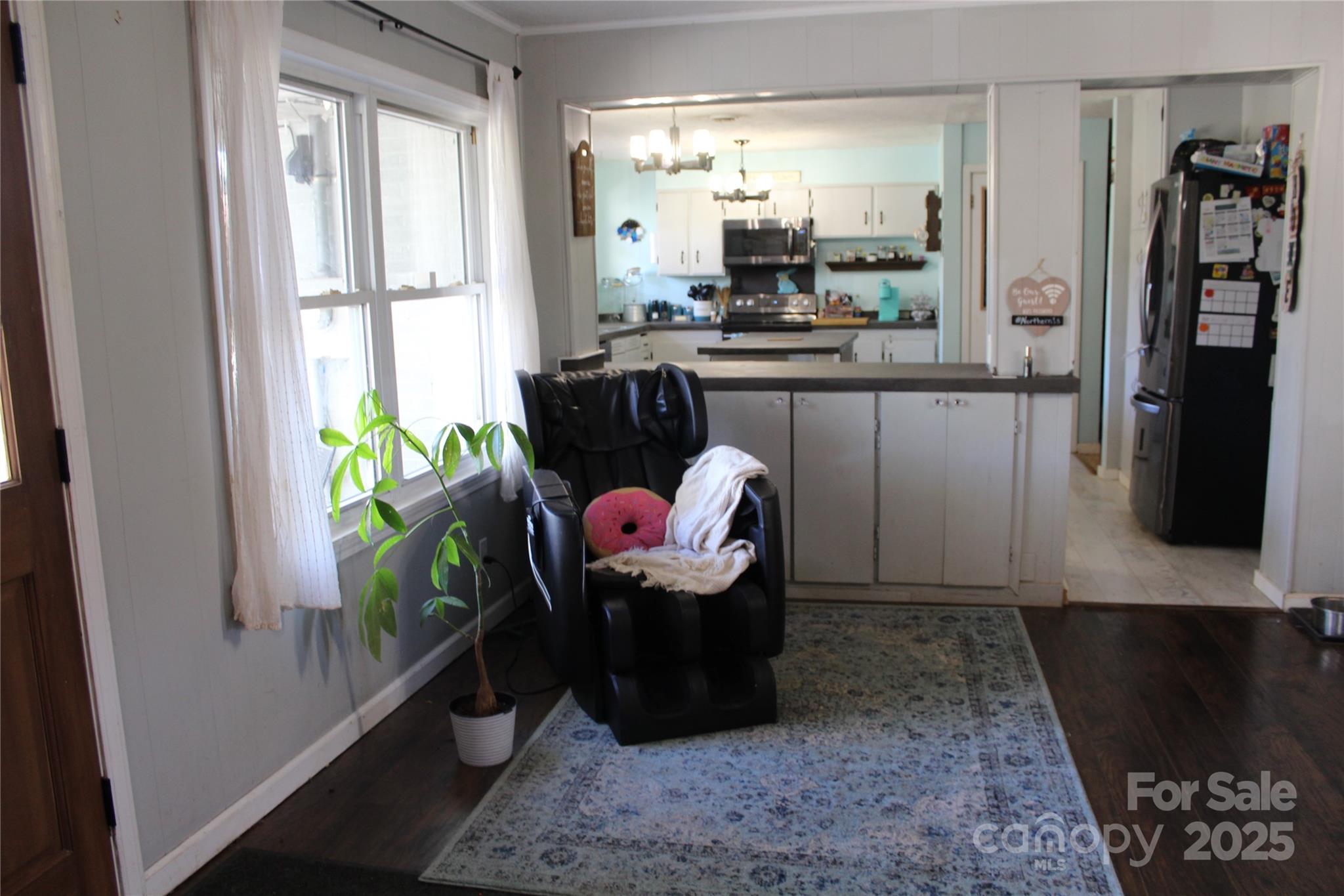 107 N Matthews Street Property Photo 14
