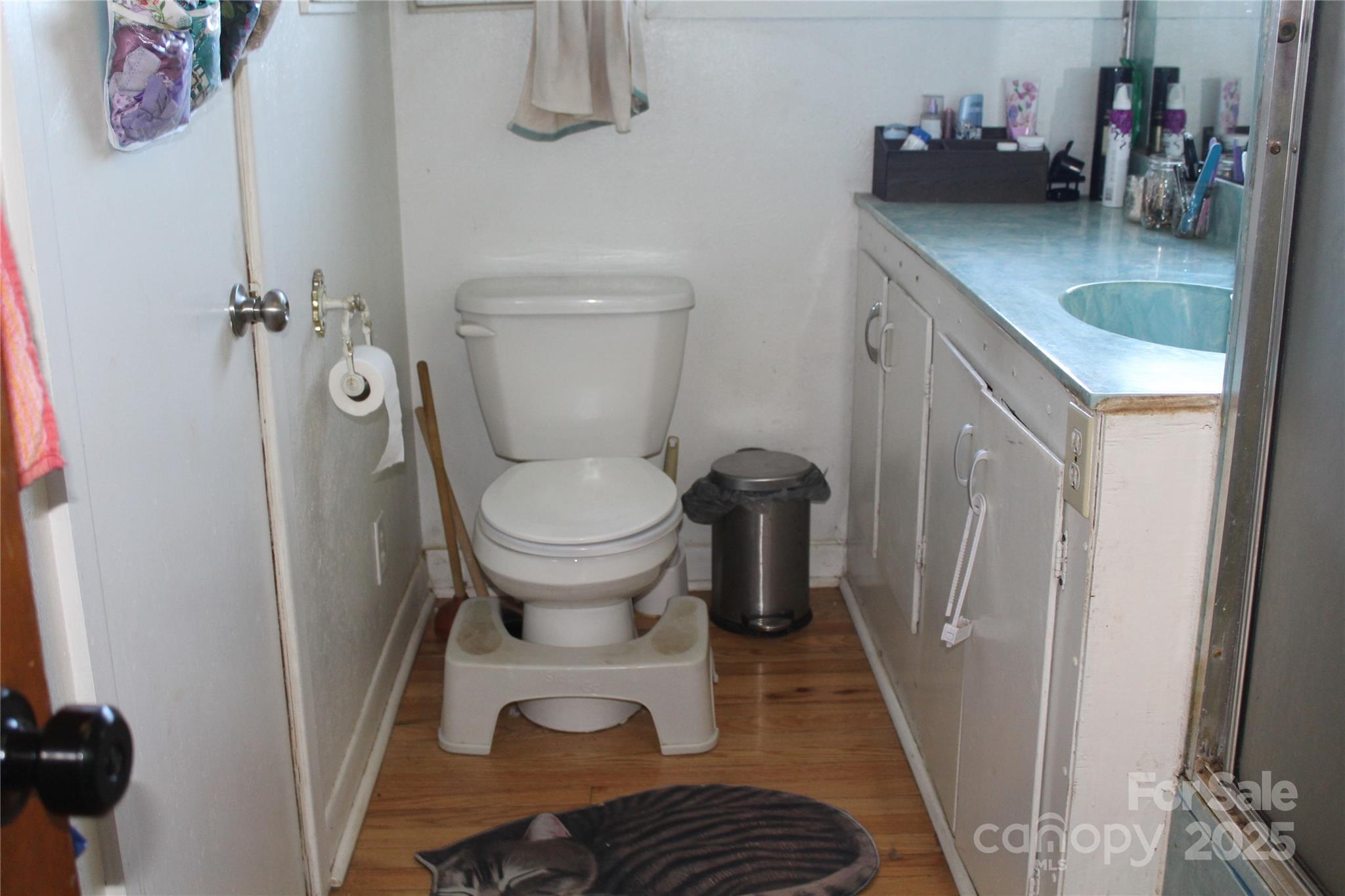 107 N Matthews Street Property Photo 17